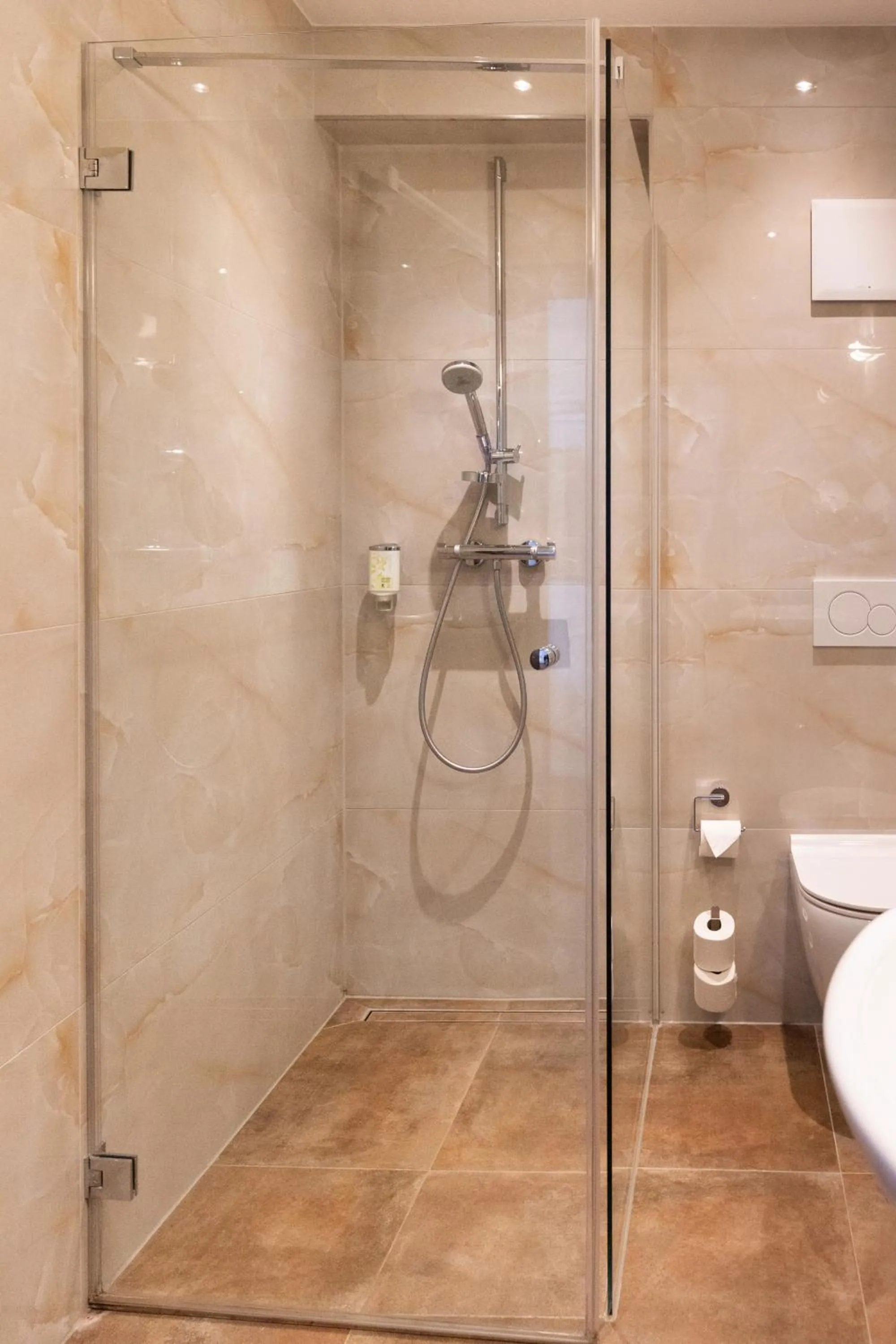 Shower in Aalto Hotel