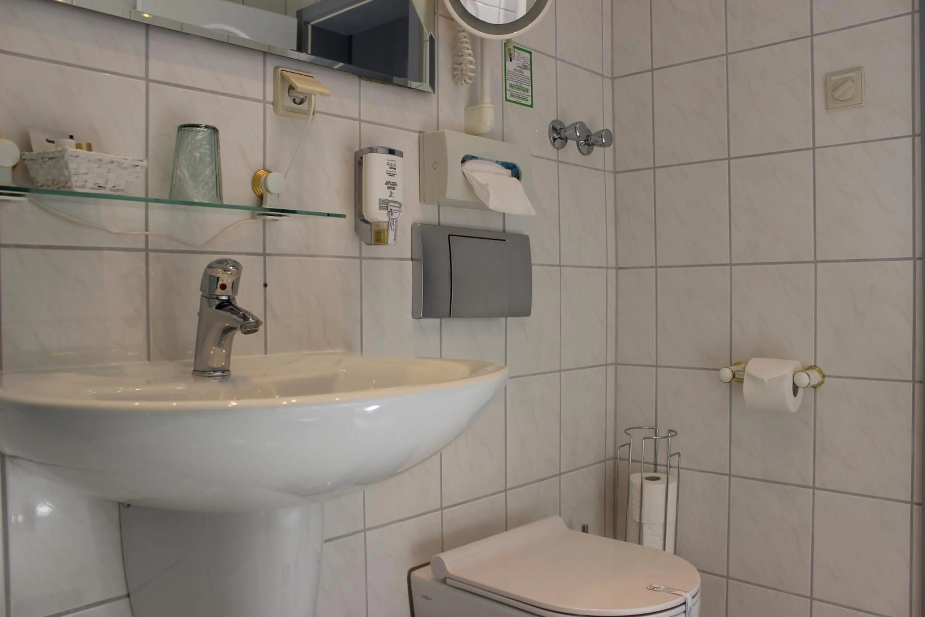 Bathroom in Aalto Hotel