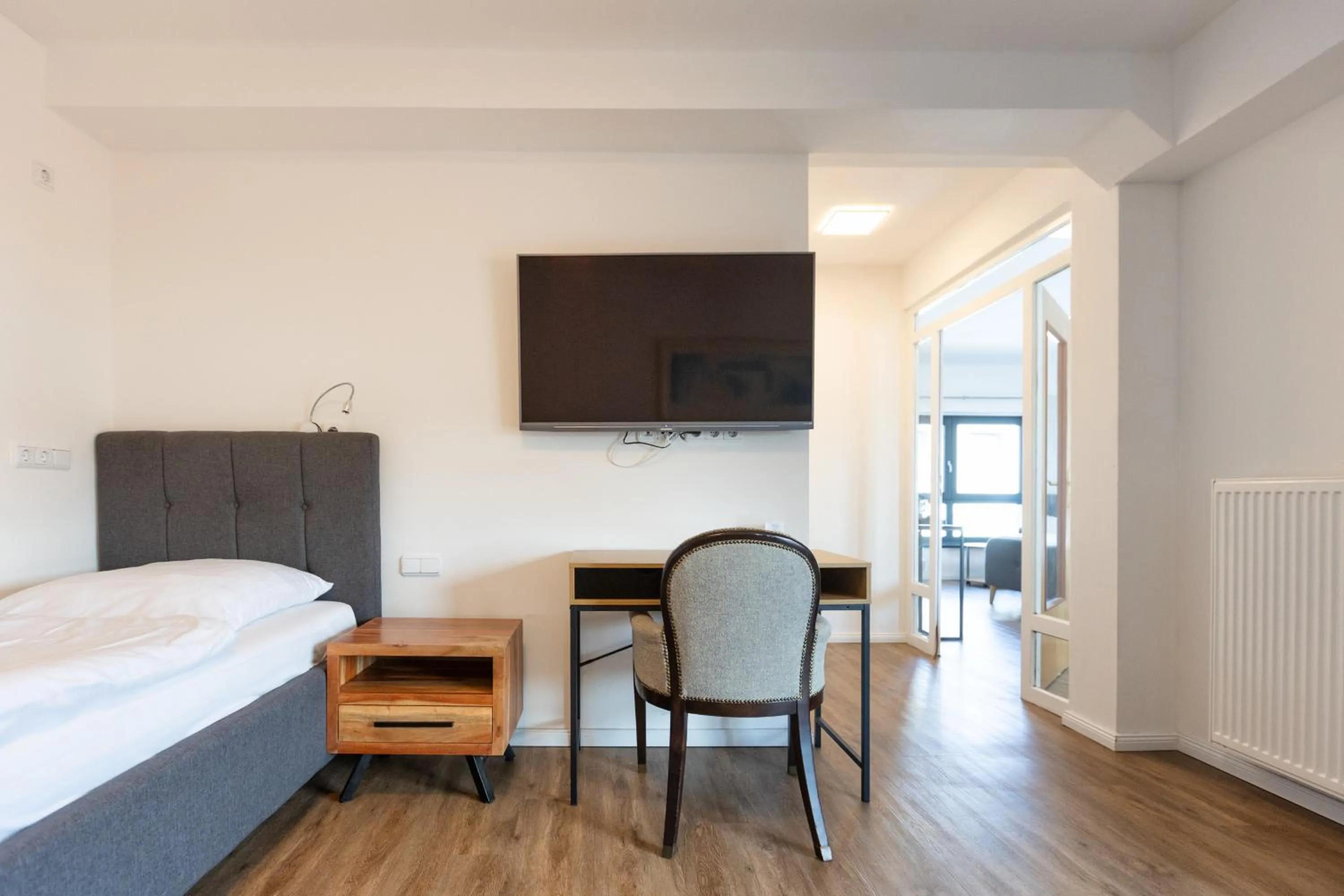 Photo of the whole room, Bed in Aalto Hotel