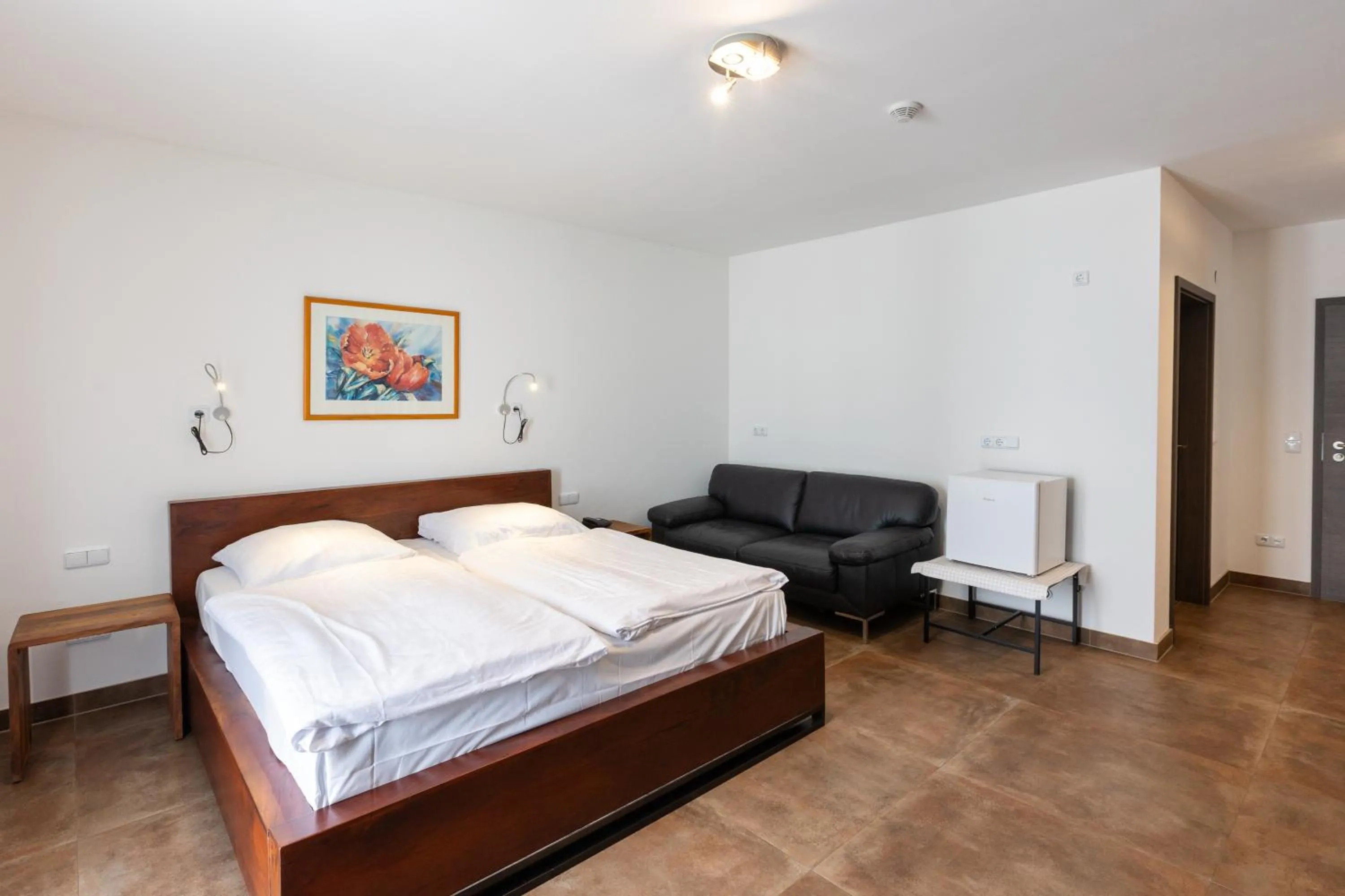 Photo of the whole room, Bed in Aalto Hotel