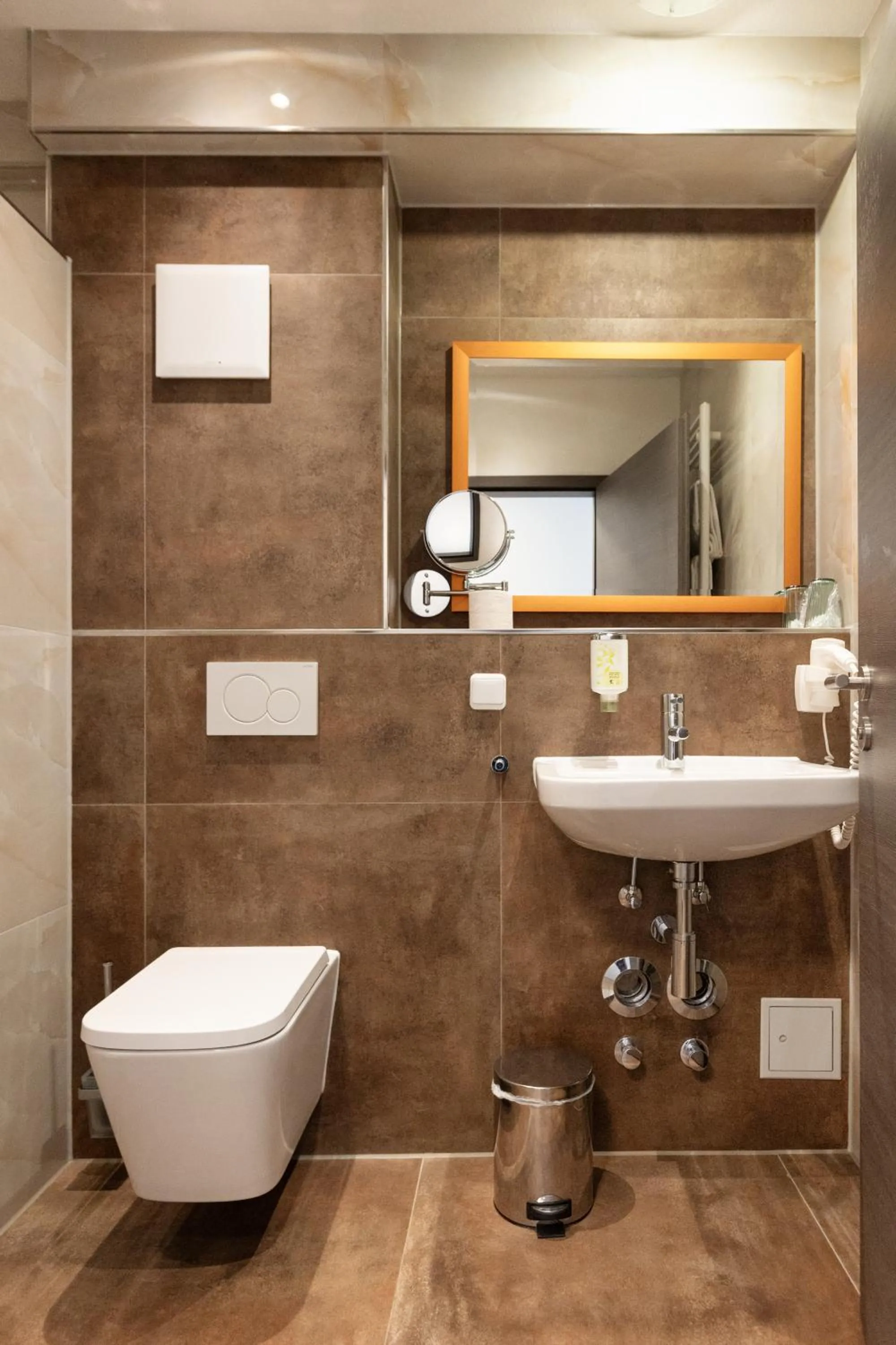 Bathroom in Aalto Hotel