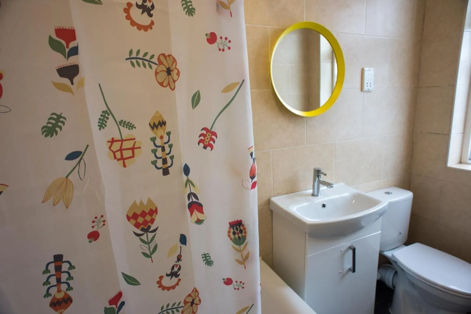 Toilet in Tooting Bec Rooms by PrimeCityHosts