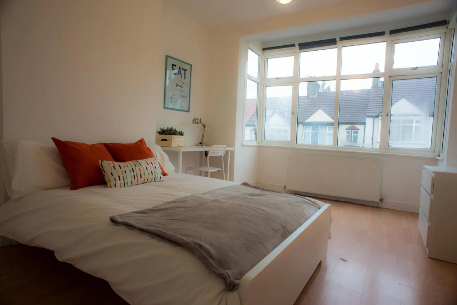 Bedroom, Bed in Tooting Bec Rooms by PrimeCityHosts