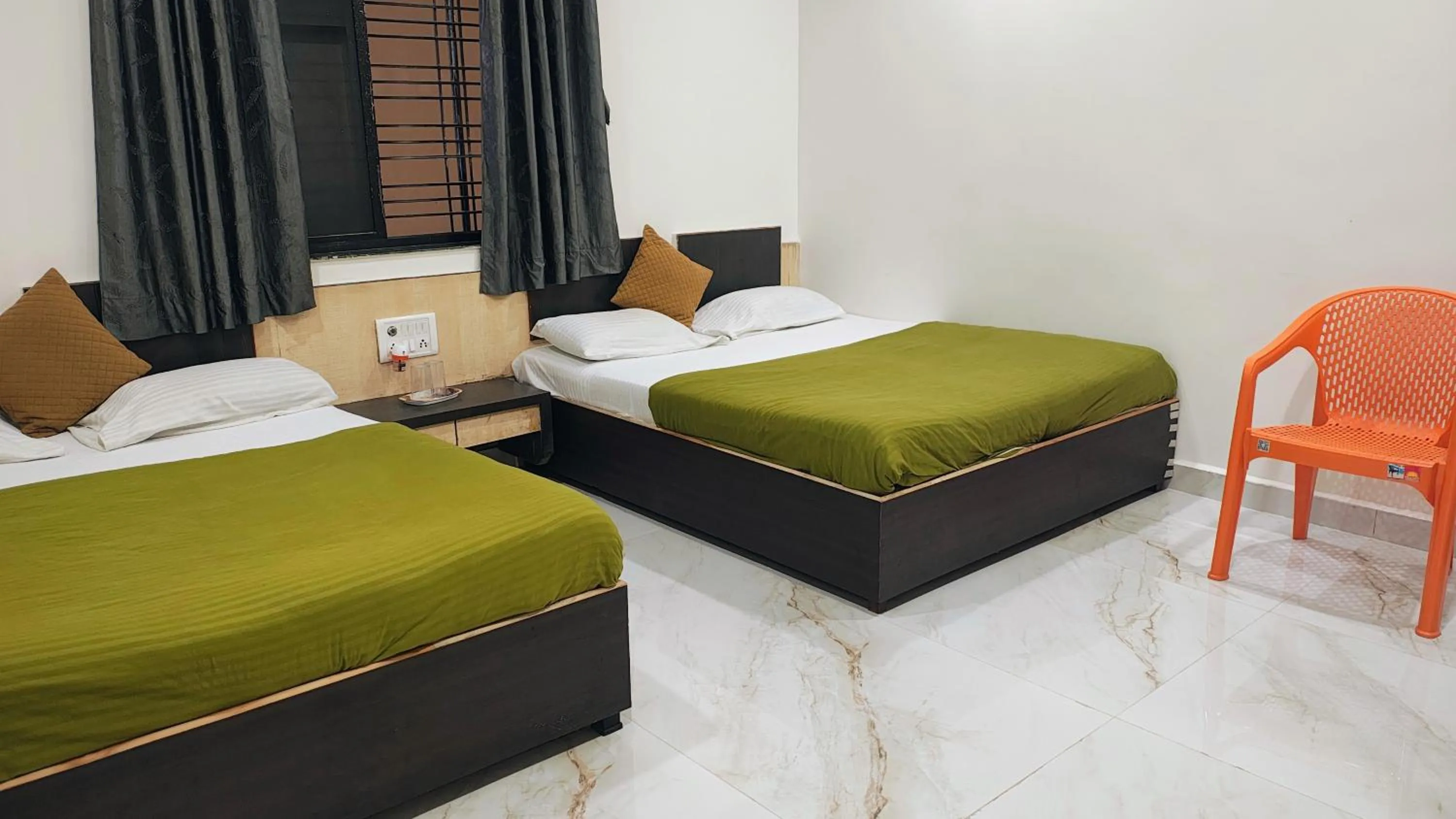 Bed in Blueberry Budget Hotel