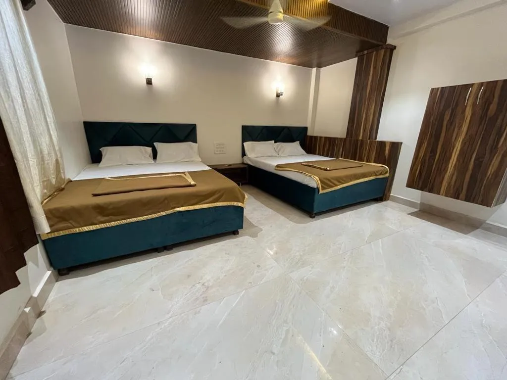 Bed in Blueberry Budget Hotel
