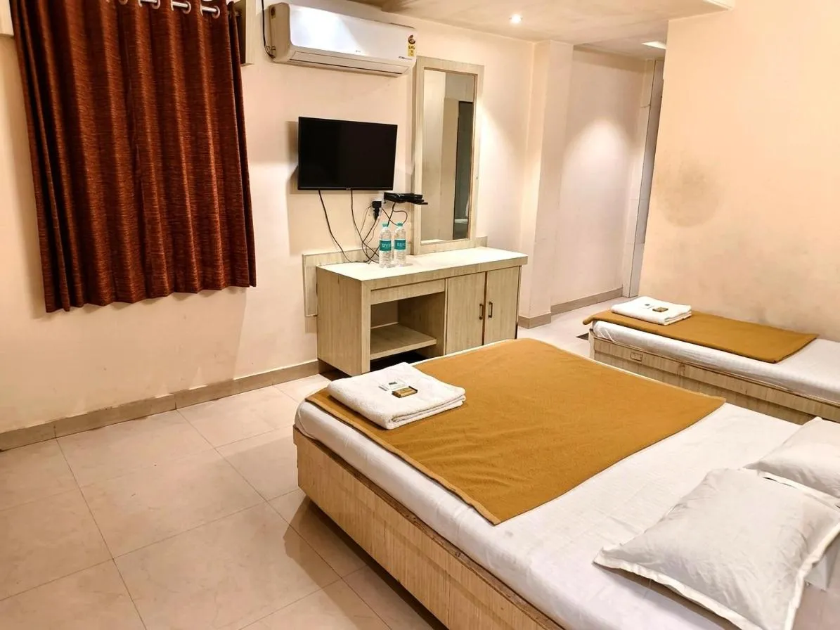 Bed in Blueberry Budget Hotel