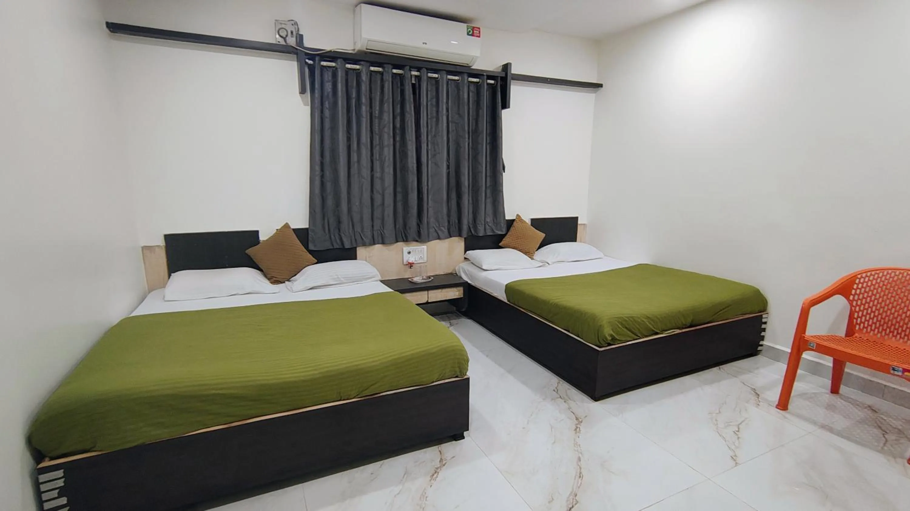 Bed in Blueberry Budget Hotel