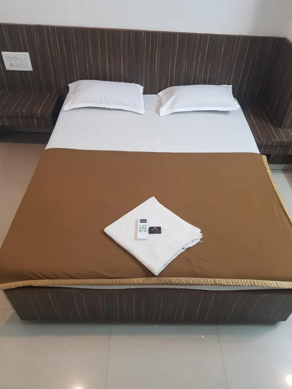 Bed in Blueberry Budget Hotel