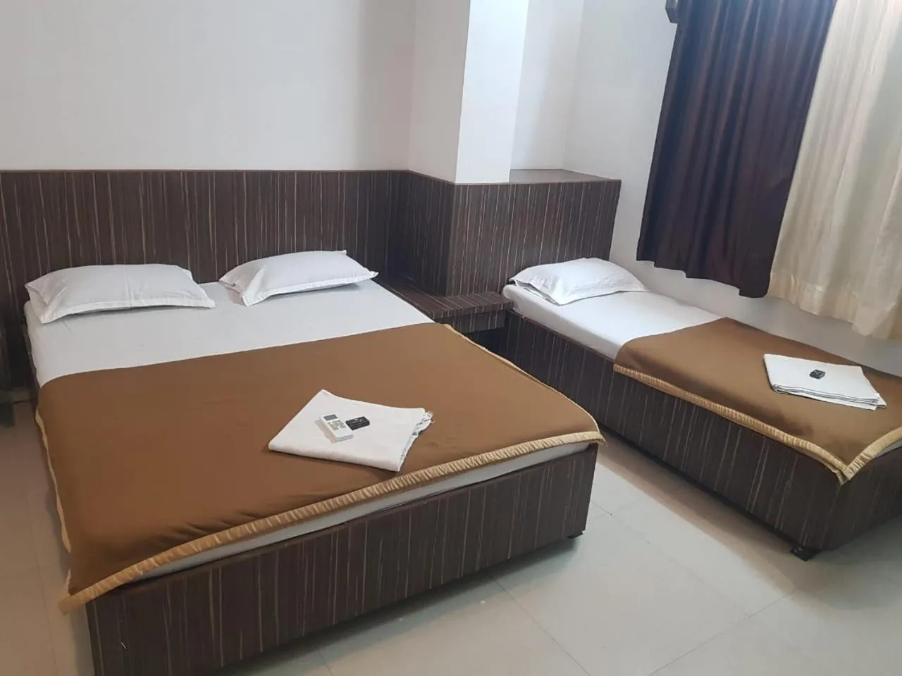 Bed in Blueberry Budget Hotel