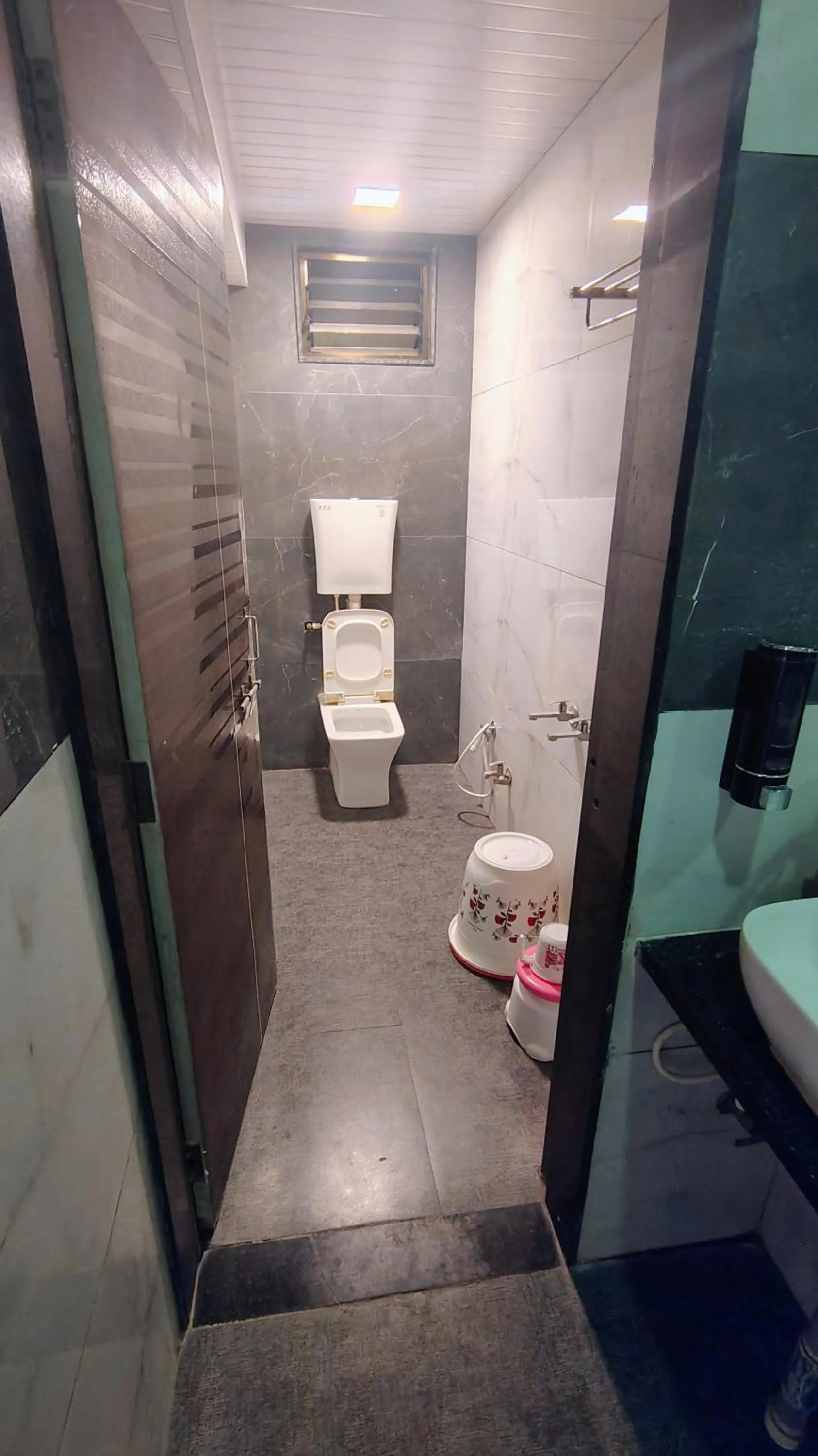 Blueberry Budget Hotel