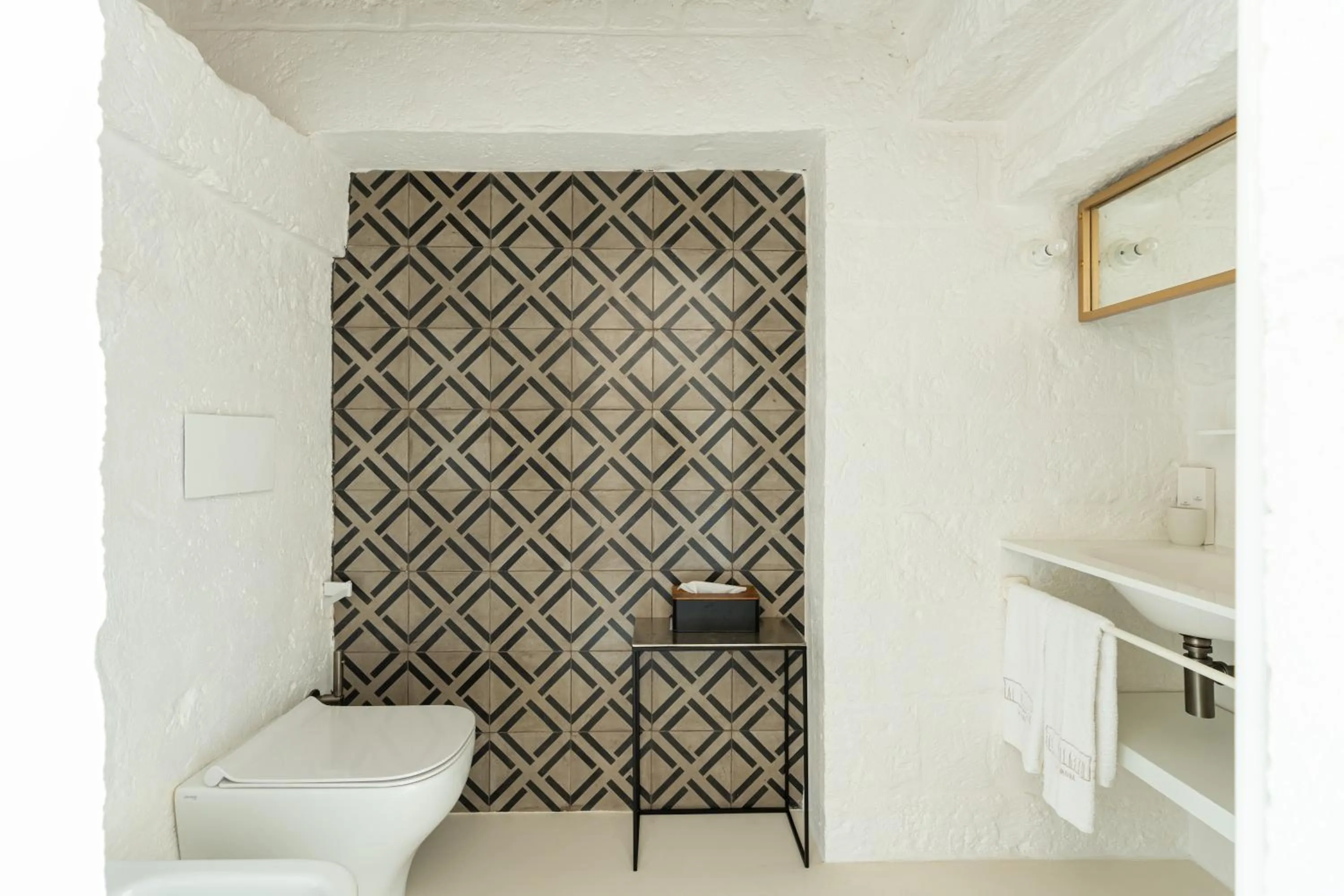 Bathroom in AL PALAZZO La Dimora by Apulia Hospitality