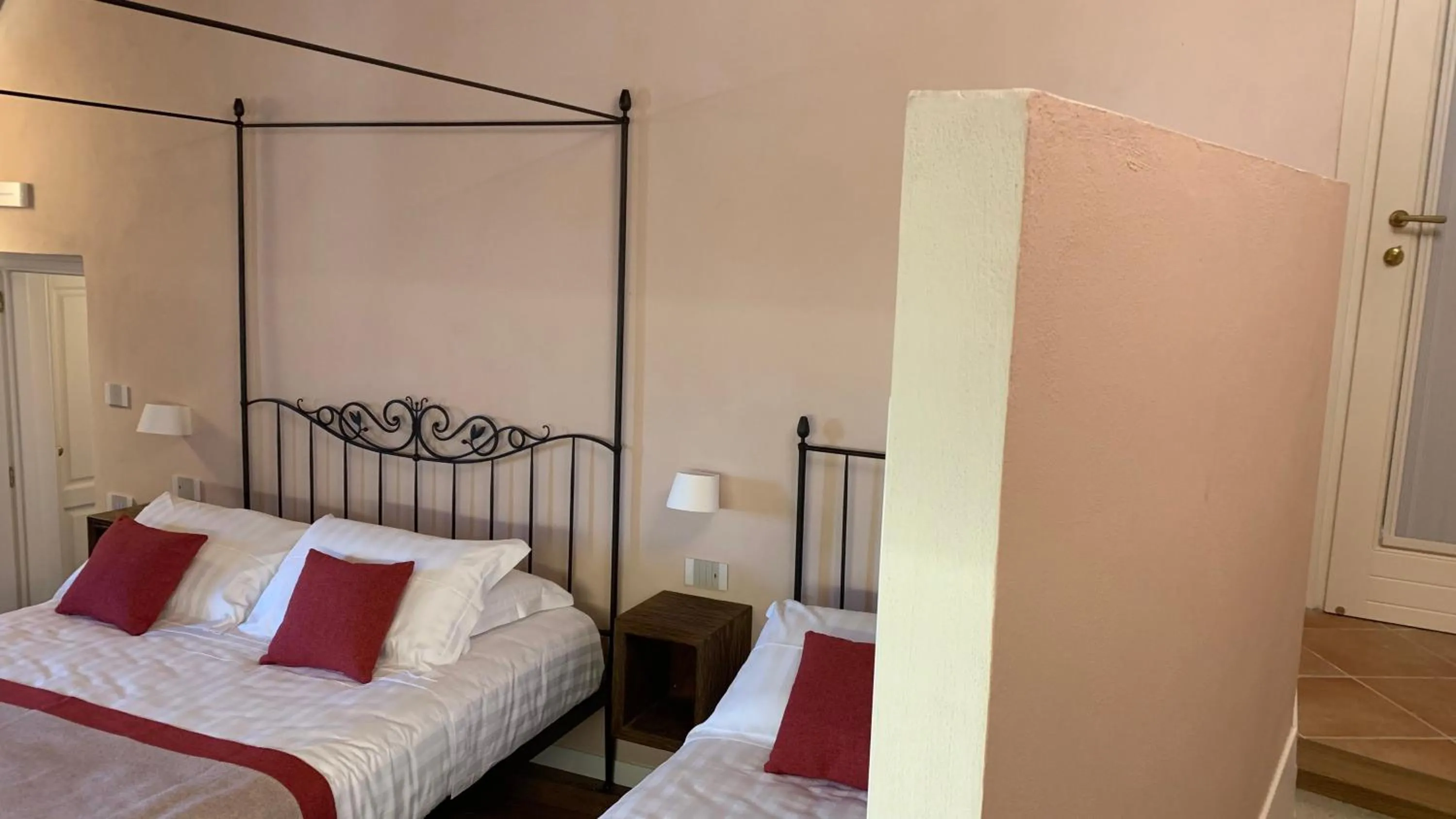 Bed in Dimora del Leone Gaeta