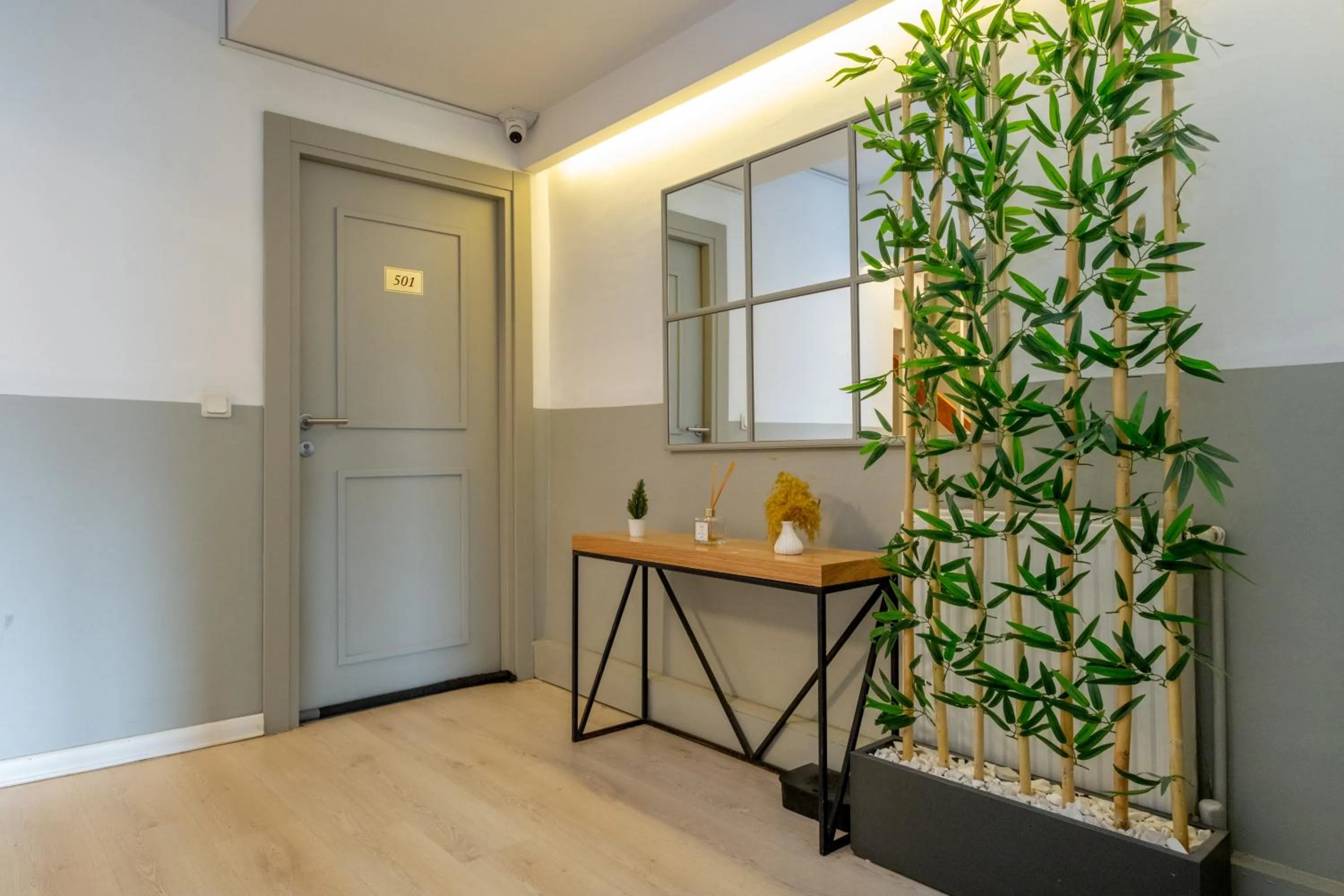 Decorative detail in Pesa Suites