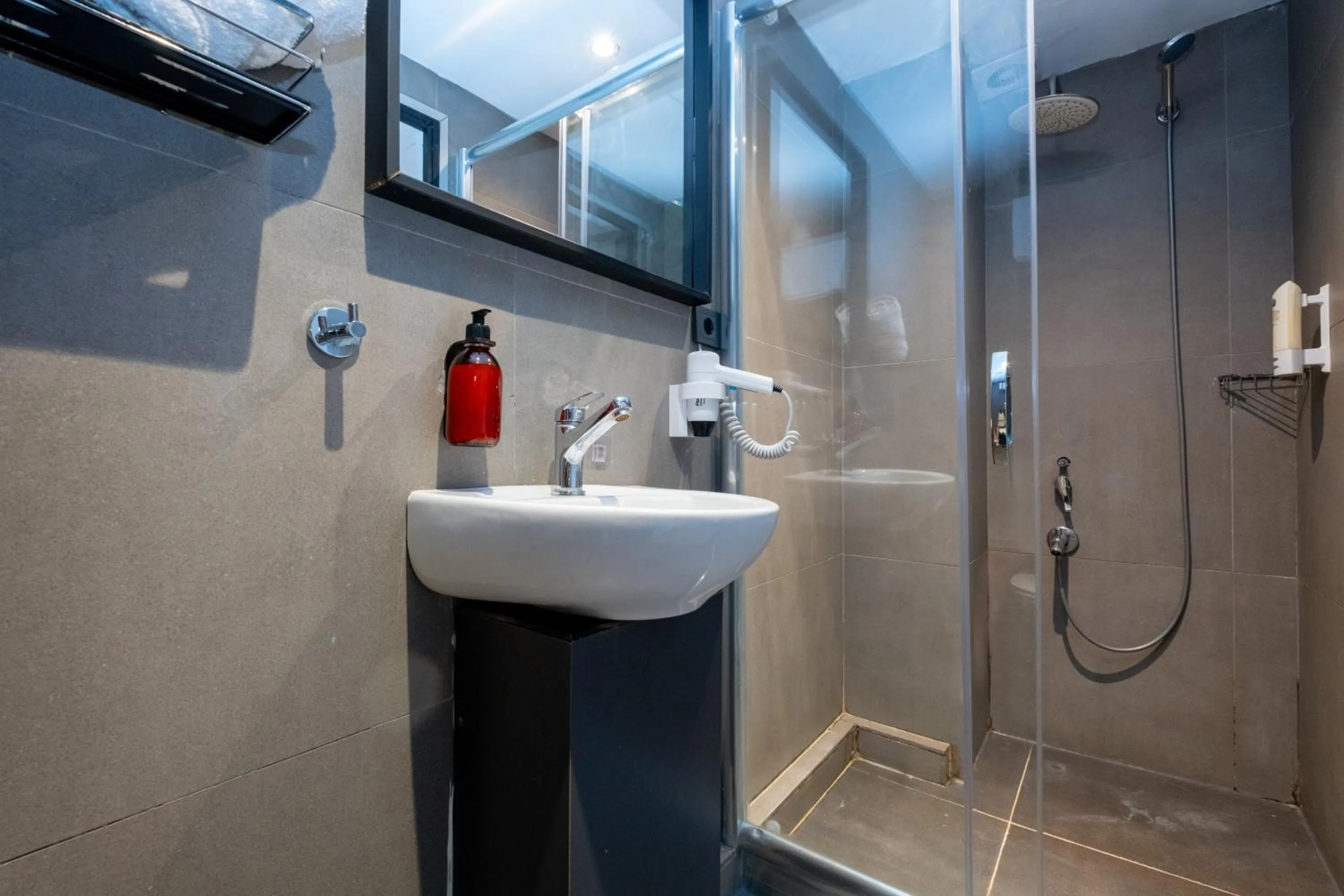 Shower in Pesa Suites