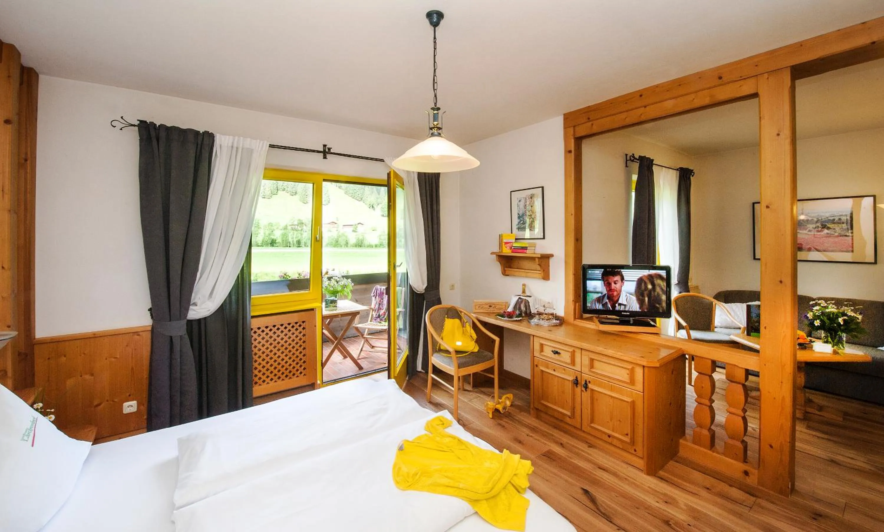 Bed in Hotel LÄRCHENHOF