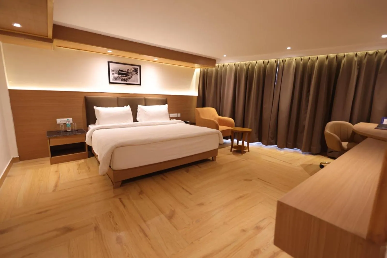 Bed in Ramada by Wyndham Mussoorie Mall Road
