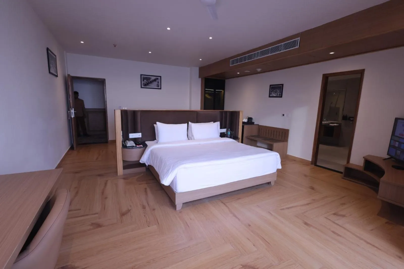 Bed in Ramada by Wyndham Mussoorie Mall Road