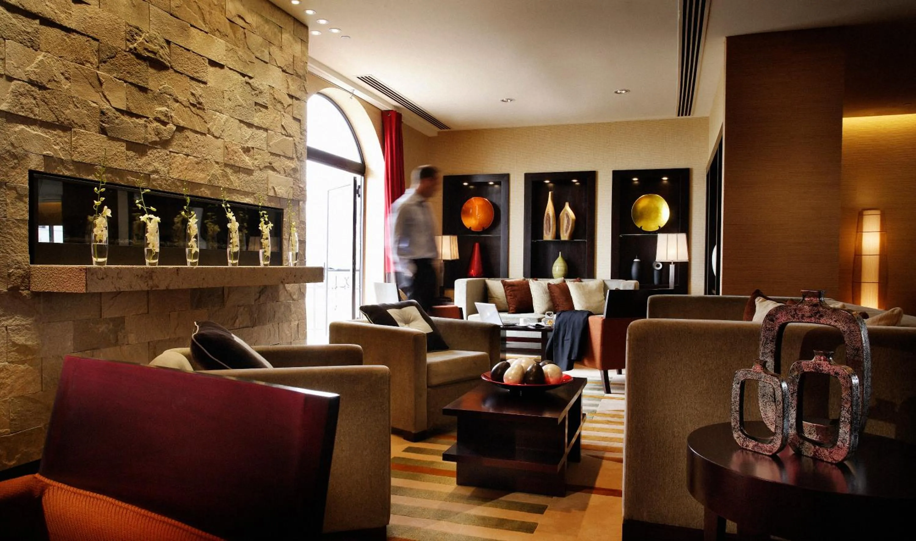 Communal lounge/ TV room in InterContinental Hanoi Westlake by IHG