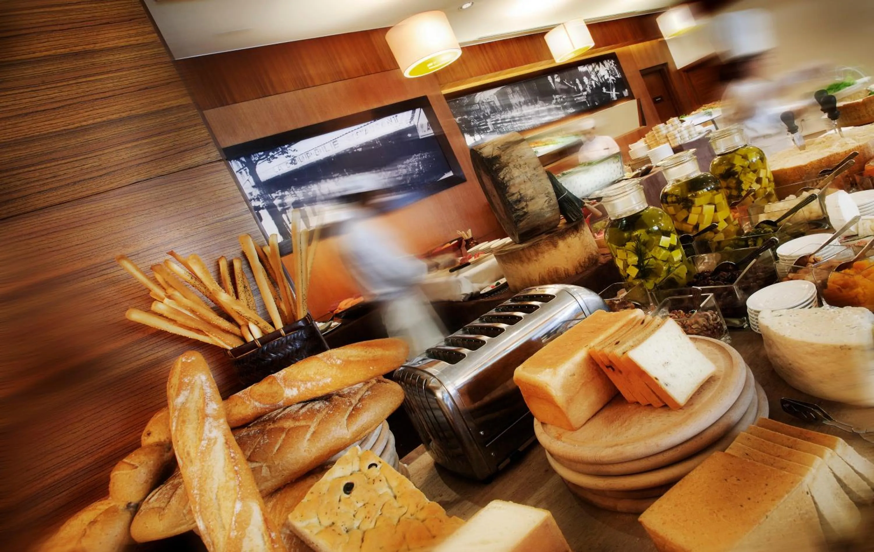 Breakfast in InterContinental Hanoi Westlake by IHG