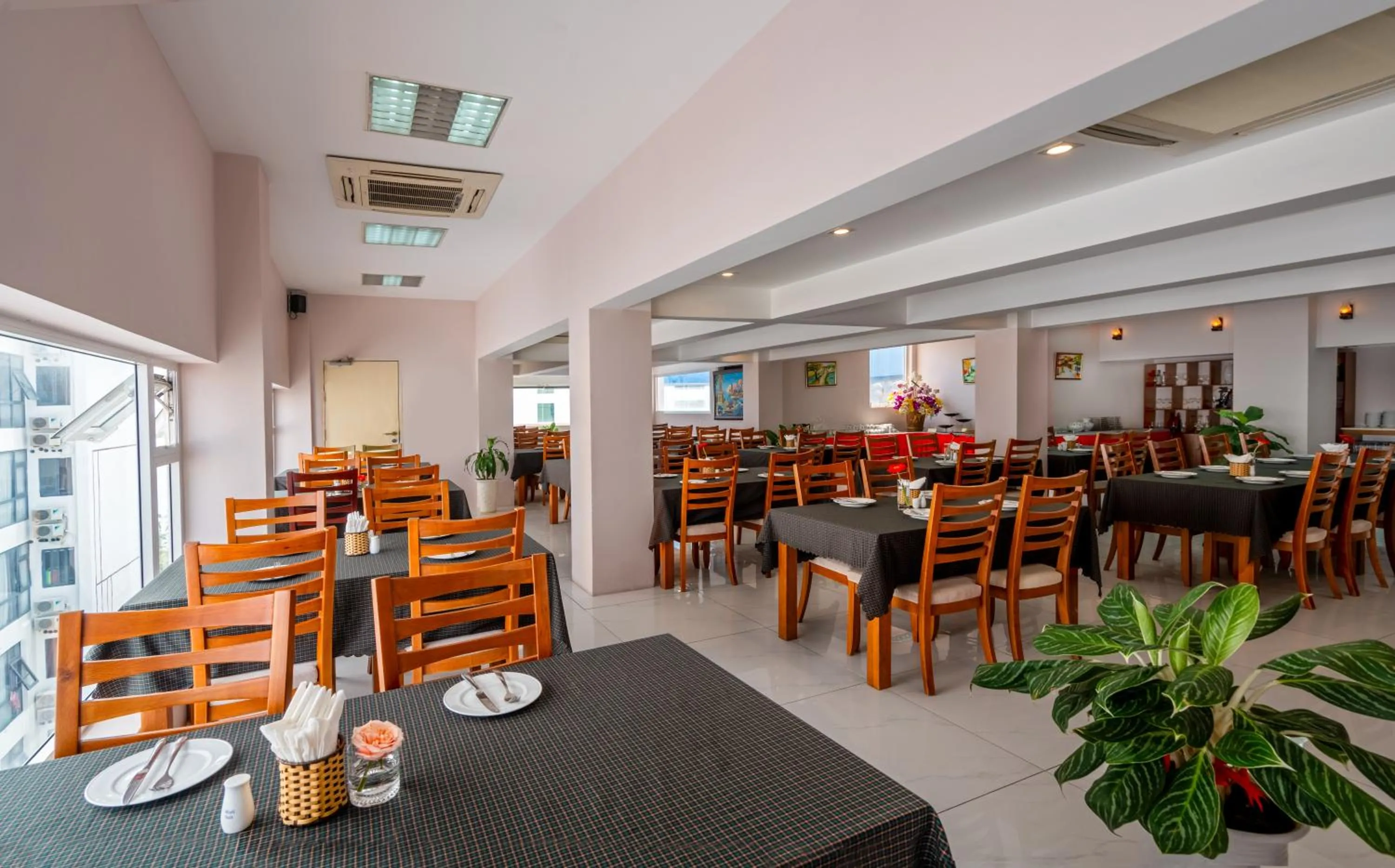 Restaurant/places to eat in BIDV Beach Hotel Nha Trang
