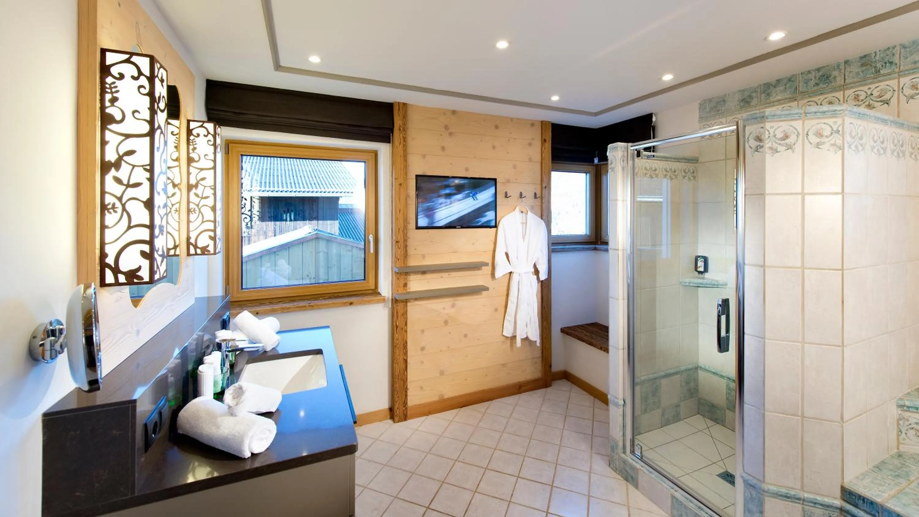 Shower in Hotel Winterbauer