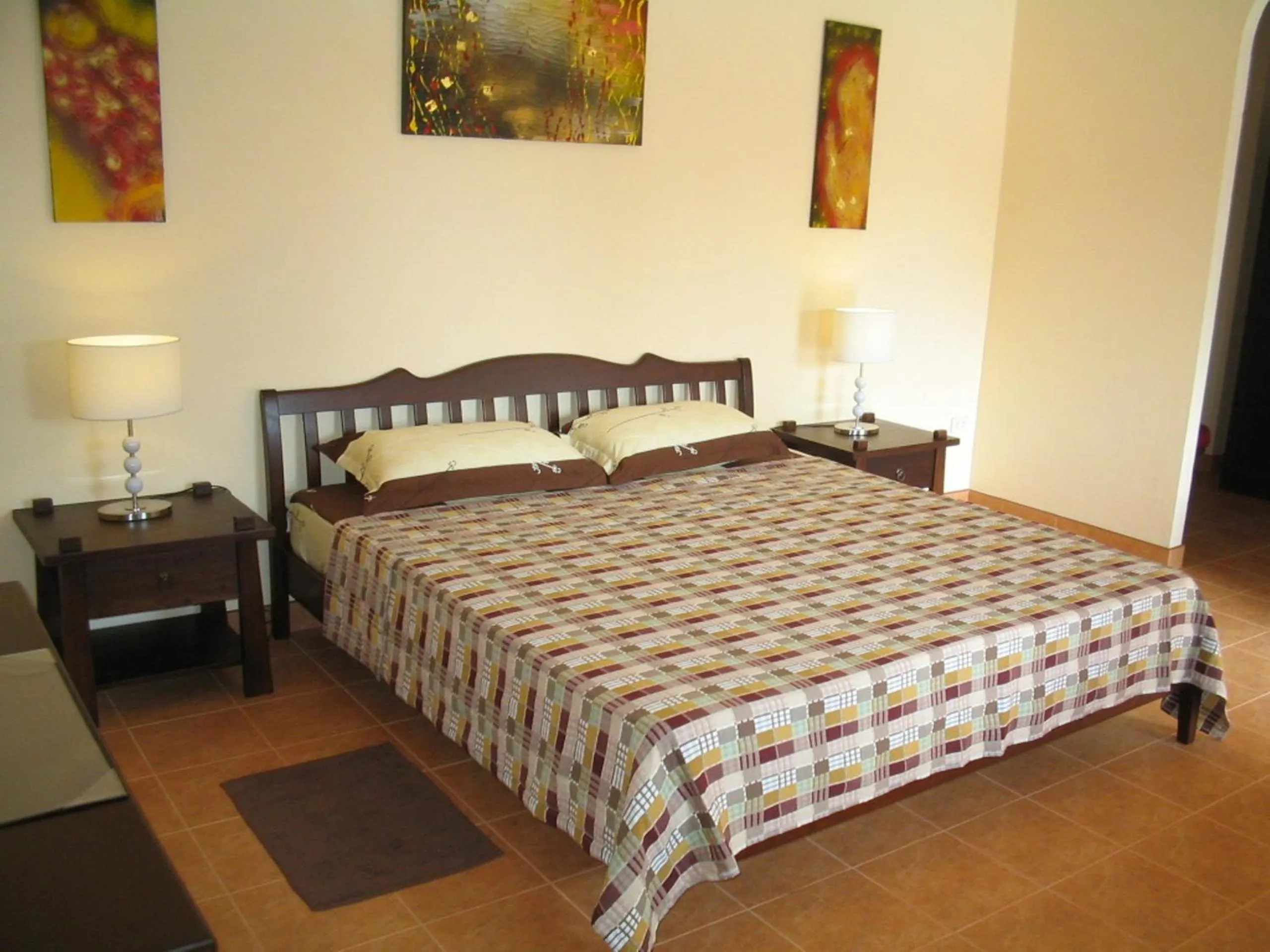 bunk bed, Bed in Lonops Gay Paradise