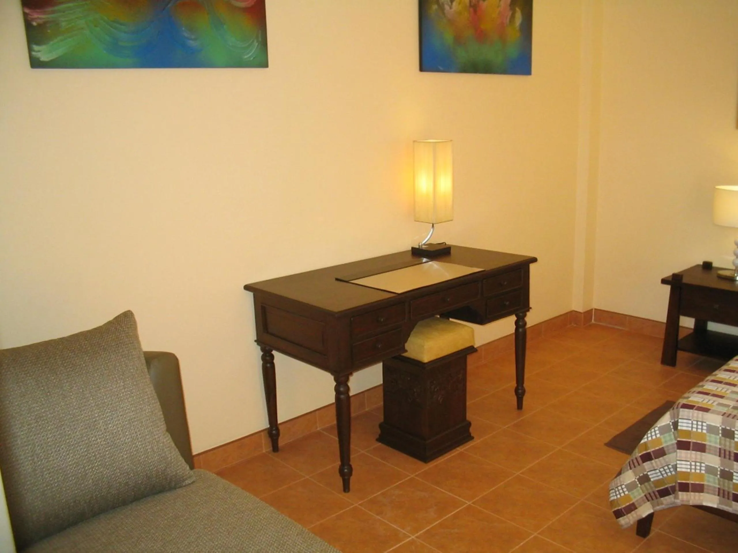 Decorative detail in Lonops Gay Paradise