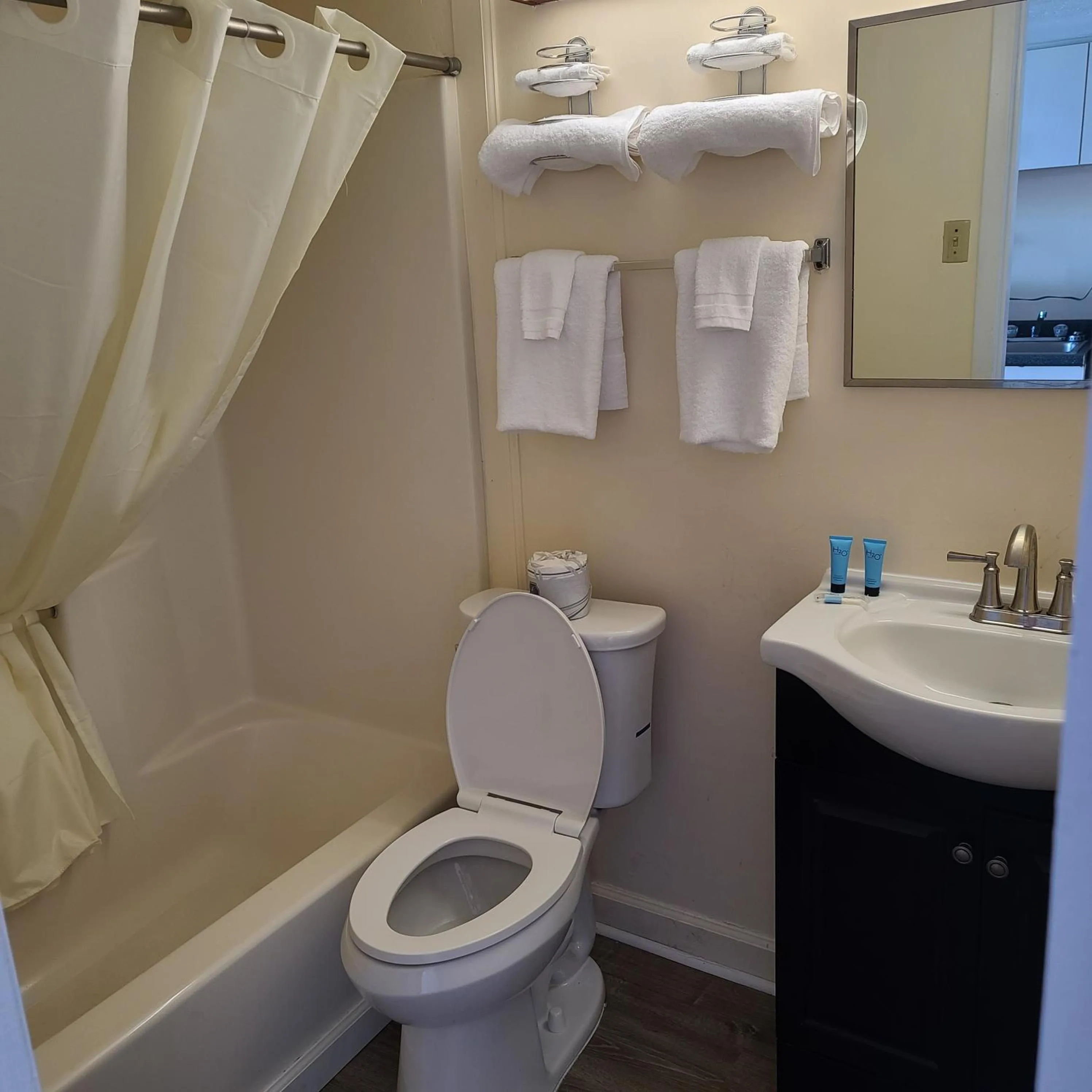 Oceanfront Twilight Surf Hotel