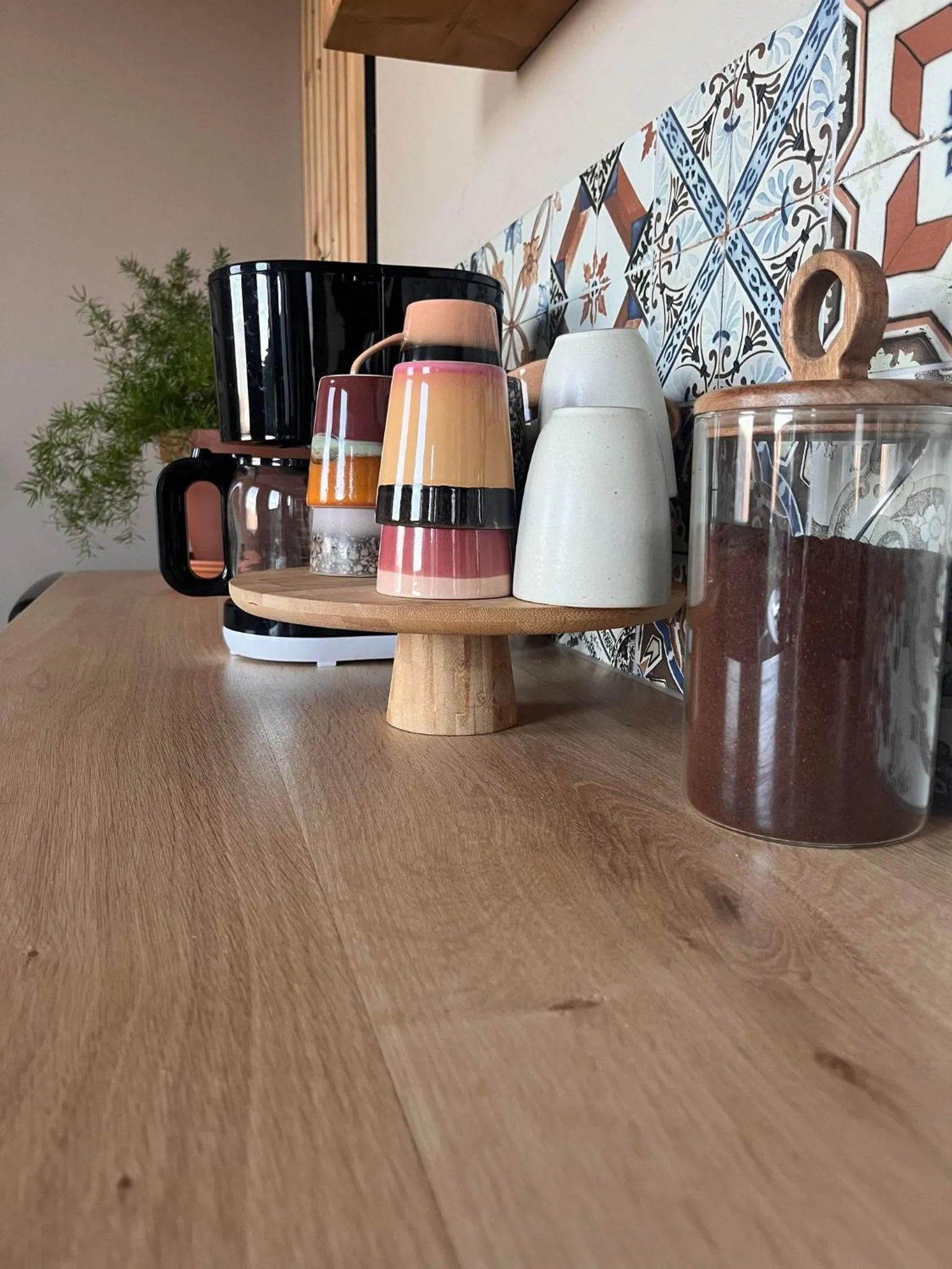 Coffee/tea facilities in B&B De Terpen