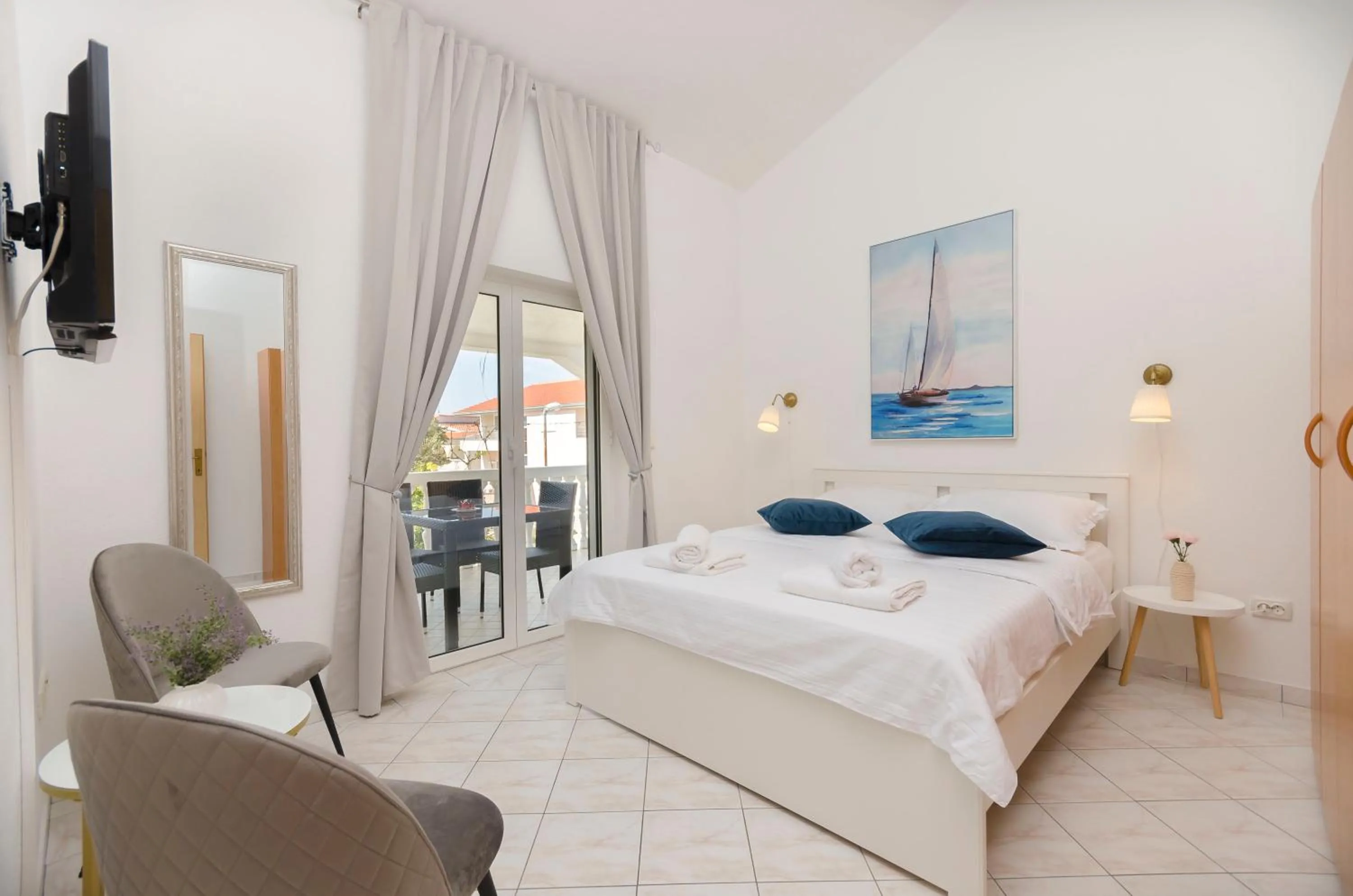 Apartments Anton
