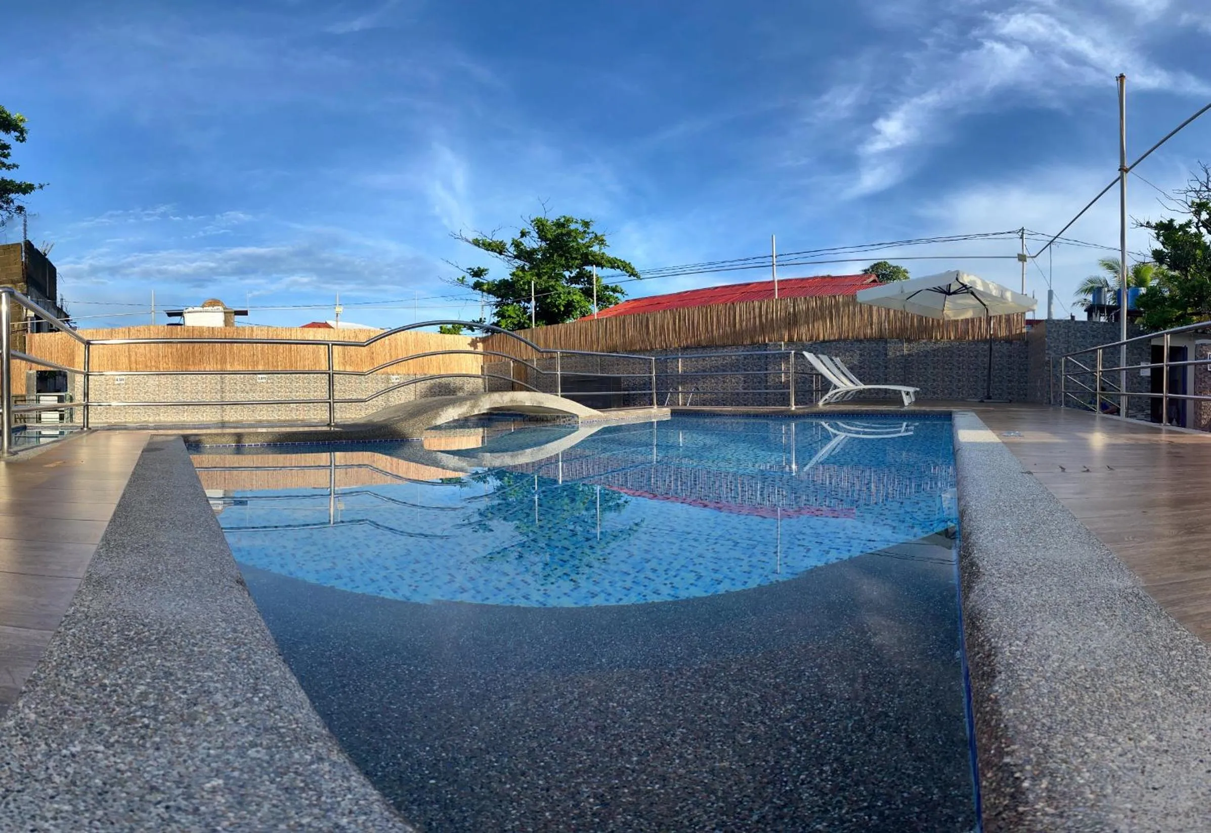 Swimming pool in Hip Nautic Beach Resort powered by Cocotel