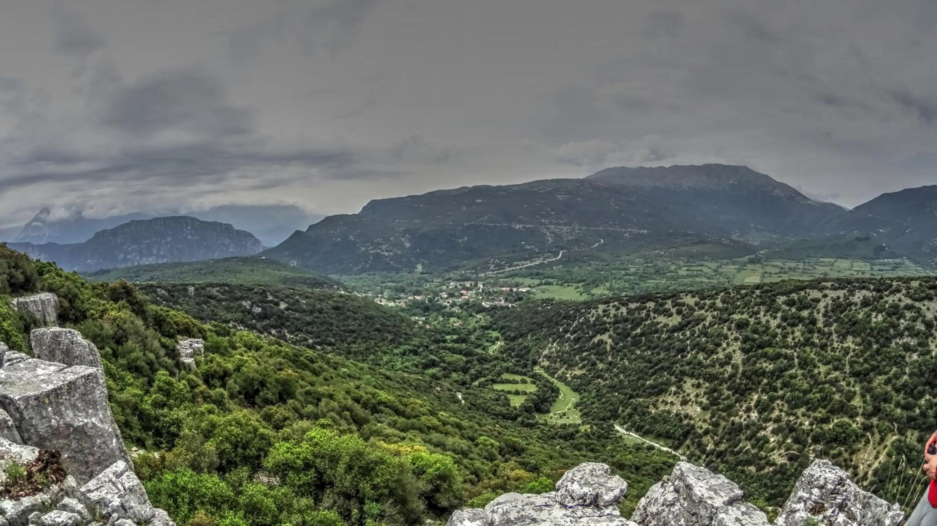 Mountain view in Rodami