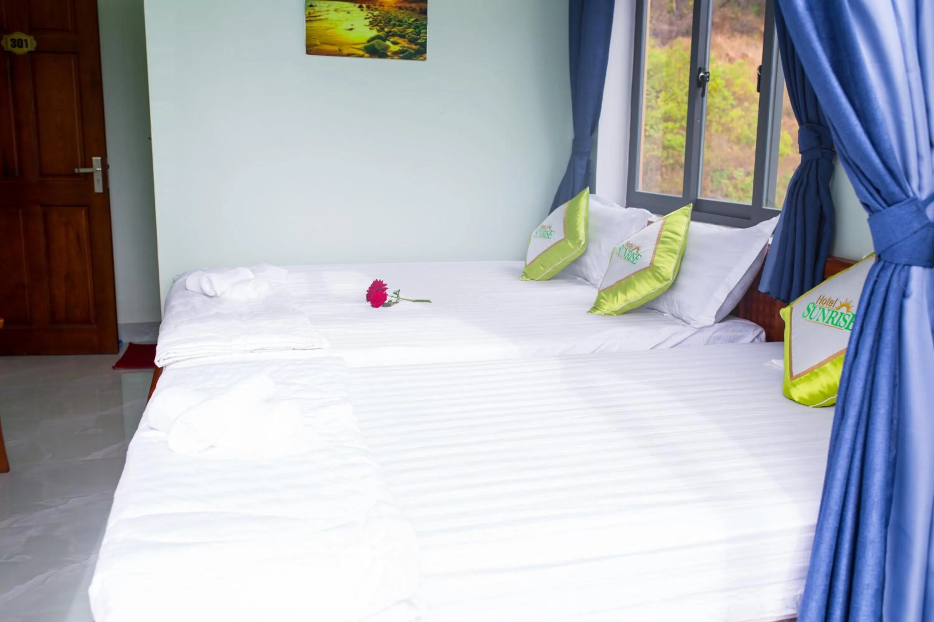 Bedroom, Bed in SUNRISE HOTEL