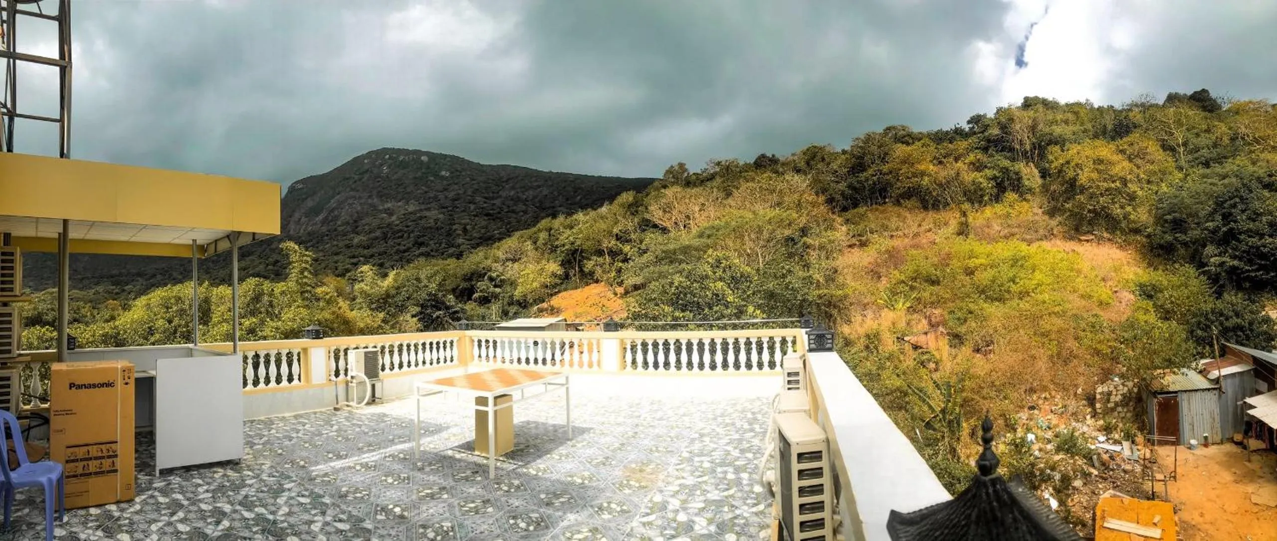 Balcony/Terrace in SUNRISE HOTEL