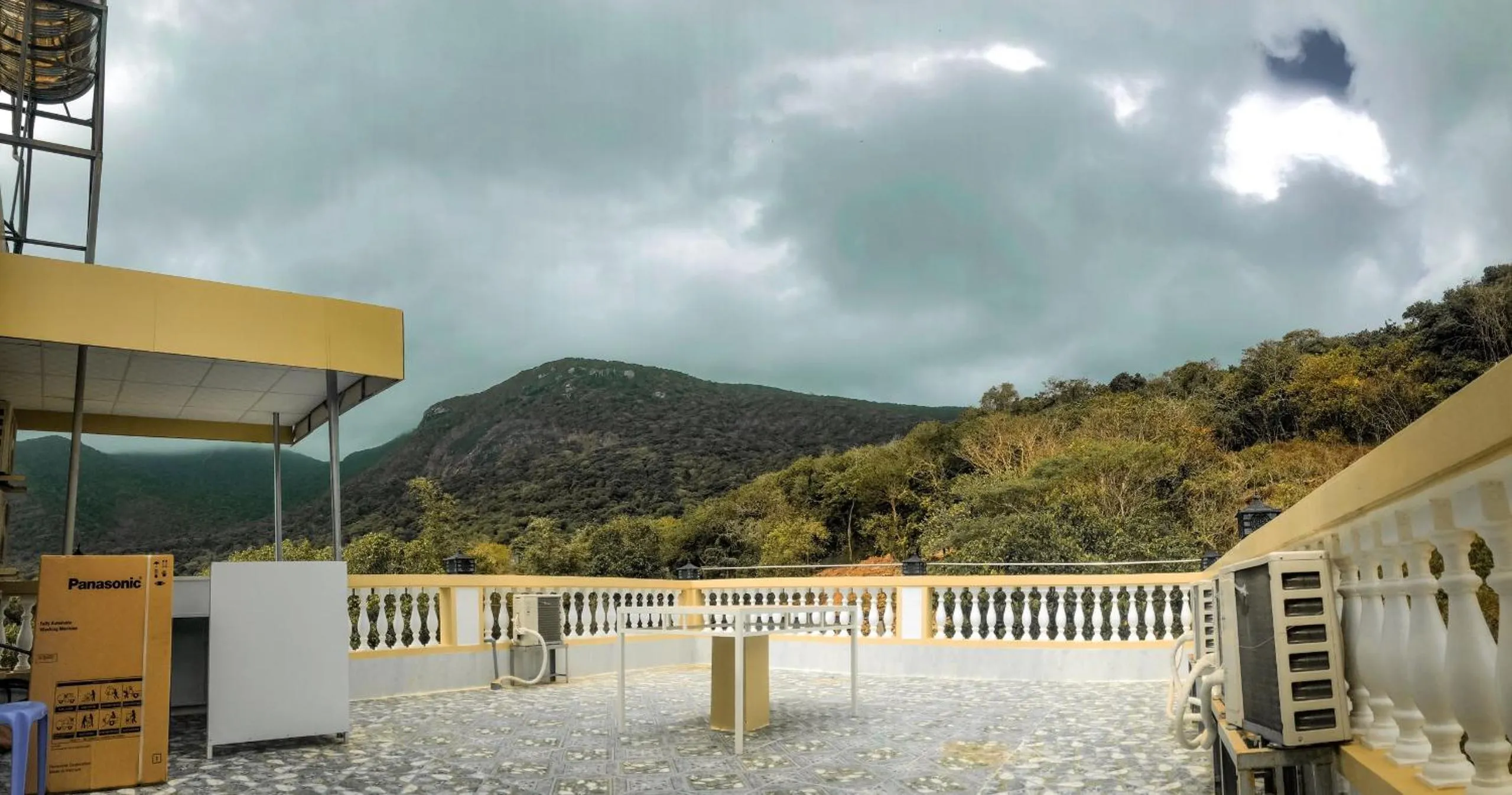 Property building in SUNRISE HOTEL