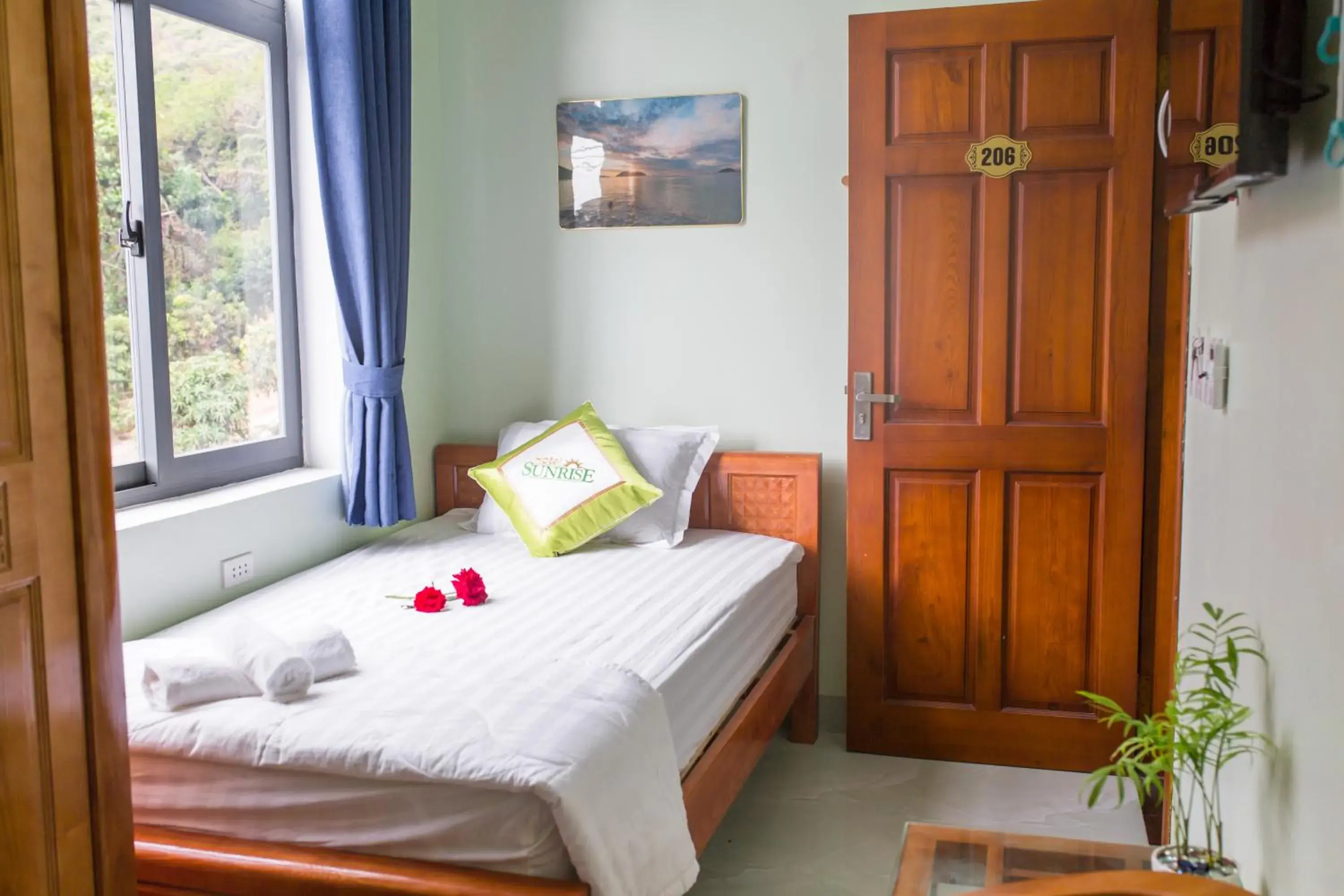 Deluxe Single Room in SUNRISE HOTEL Deluxe Single Room in SUNRISE HOTEL