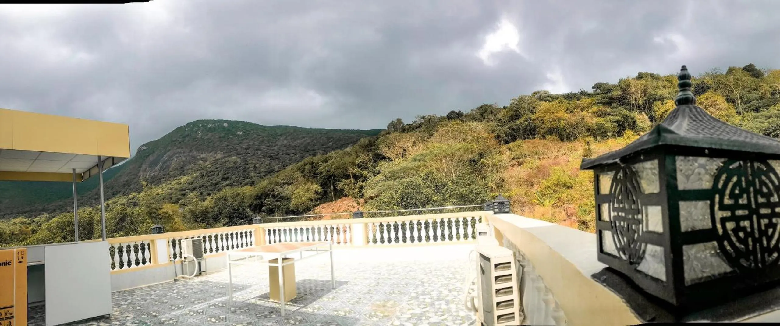 Balcony/Terrace in SUNRISE HOTEL
