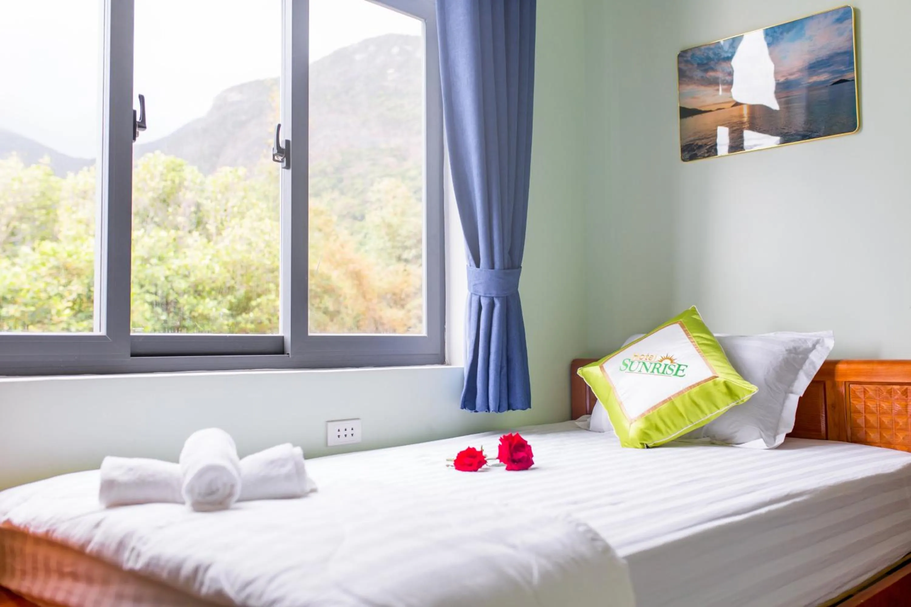 Bedroom, Bed in SUNRISE HOTEL