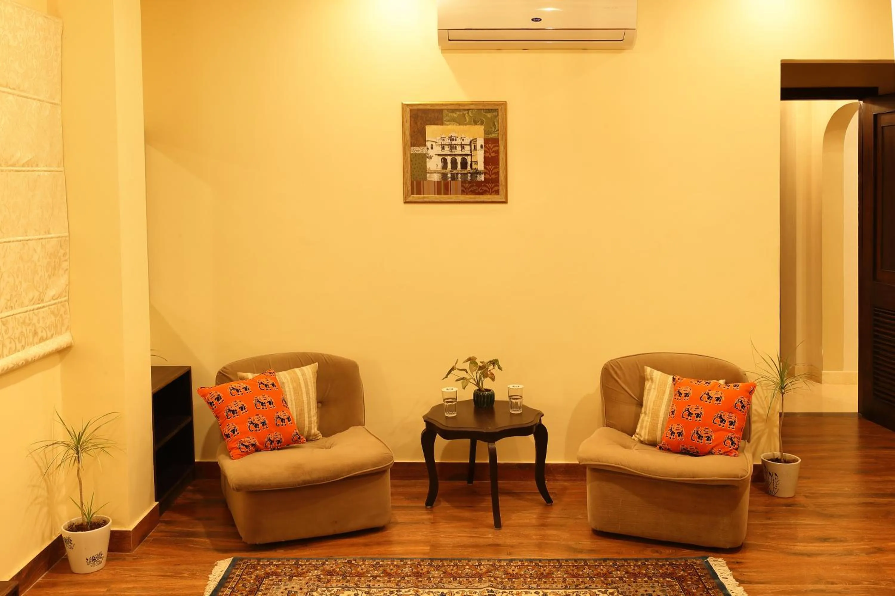 Seating area in The Cavalry - Abhay Niwas