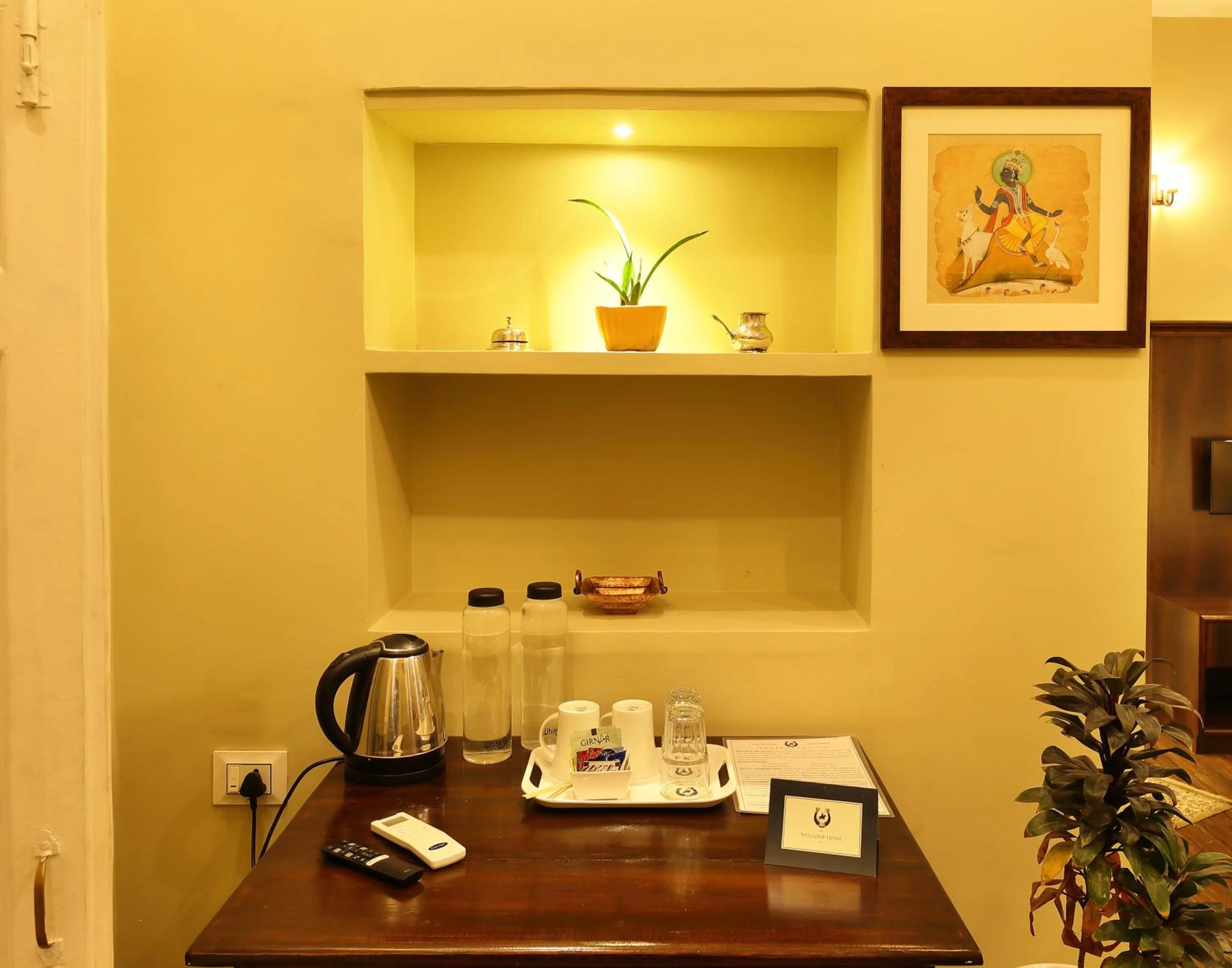 Coffee/tea facilities in The Cavalry - Abhay Niwas