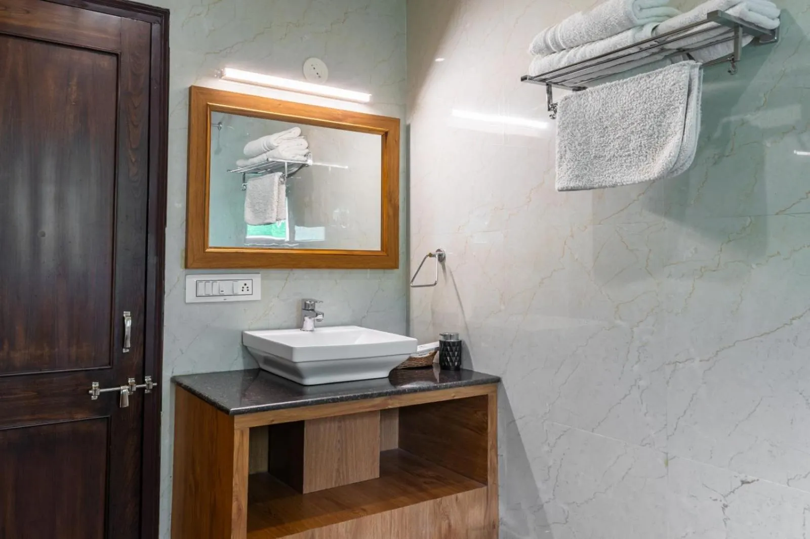 Bathroom in The Cavalry - Abhay Niwas