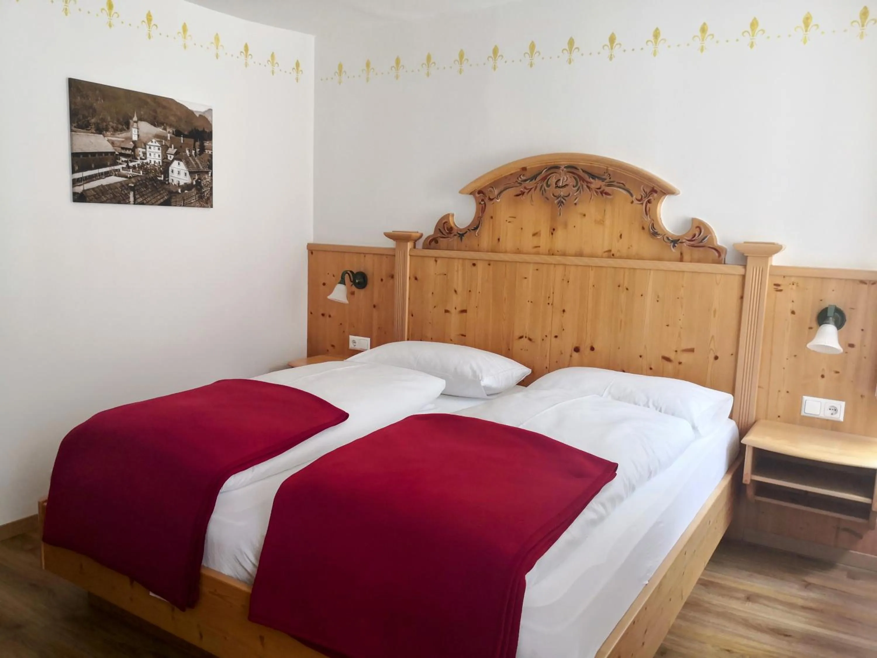 Photo of the whole room, Bed in Landhotel Postgut - Tradition seit 1549