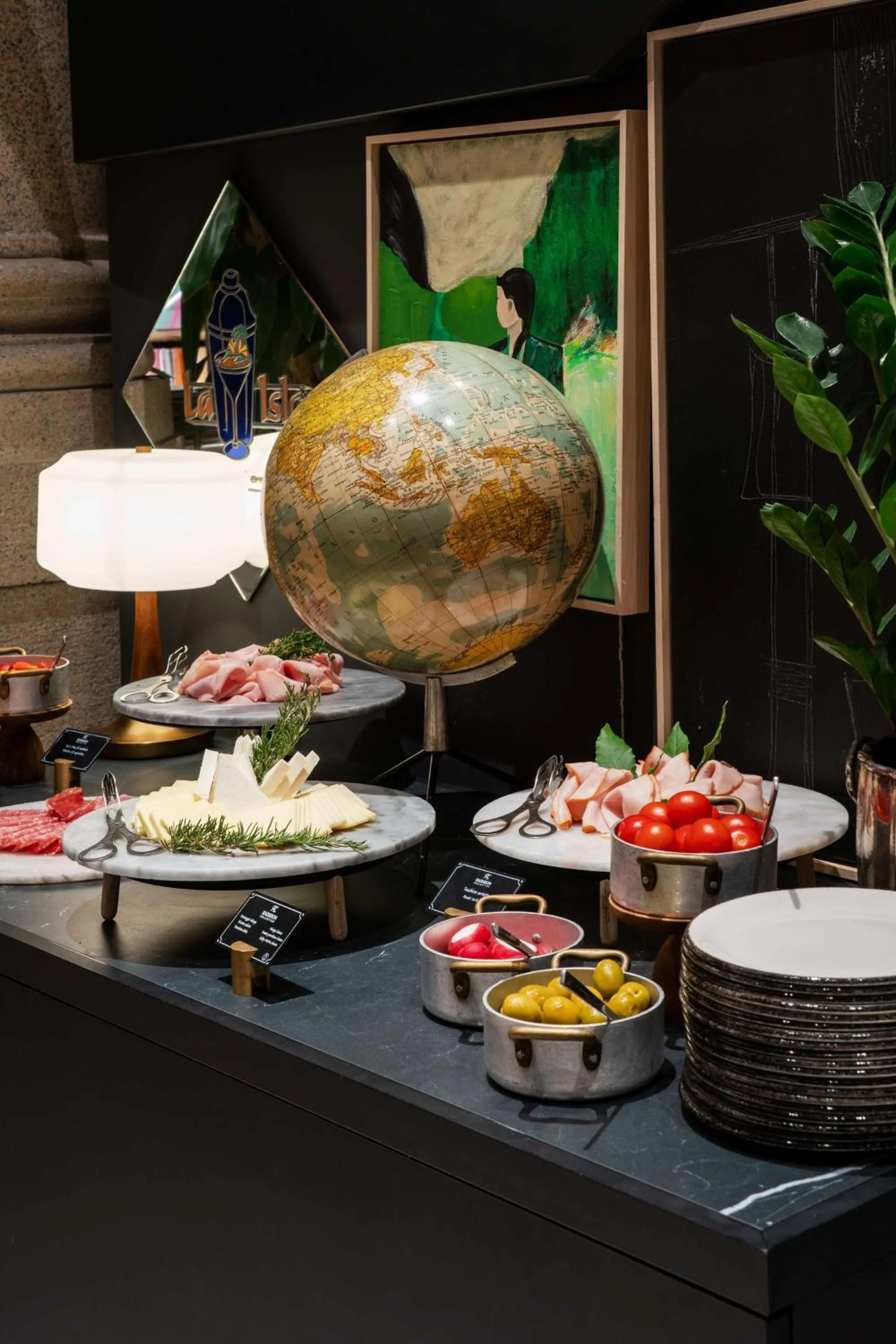 Breakfast in Palazzo Touring Club Milan, A Radisson Collection Hotel