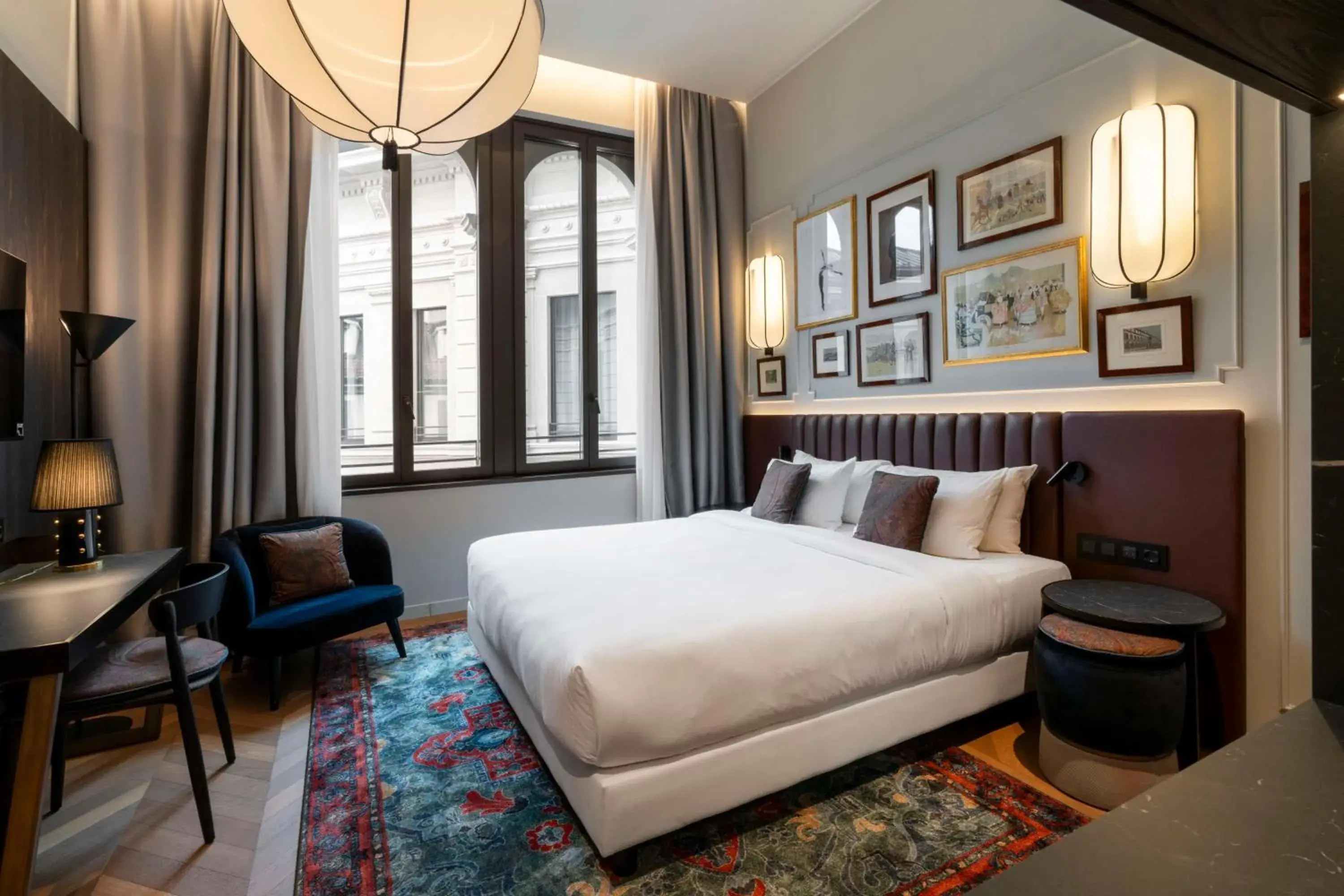 Bedroom, Bed in Radisson Collection Hotel, Palazzo Touring Club Milan Bedroom, Bed in Radisson Collection Hotel, Palazzo Touring Club Milan