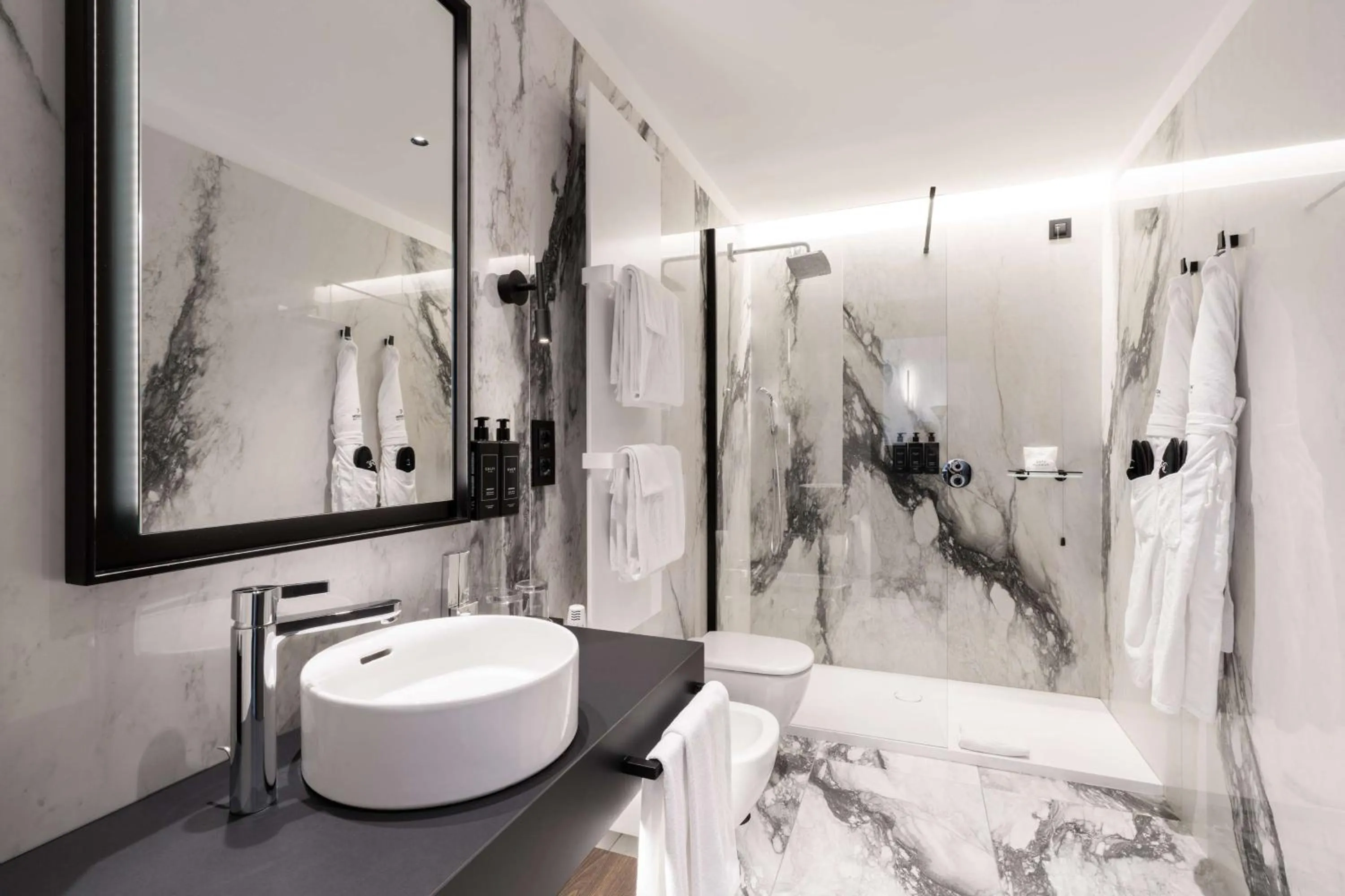 Bathroom in Palazzo Touring Club Milan, A Radisson Collection Hotel