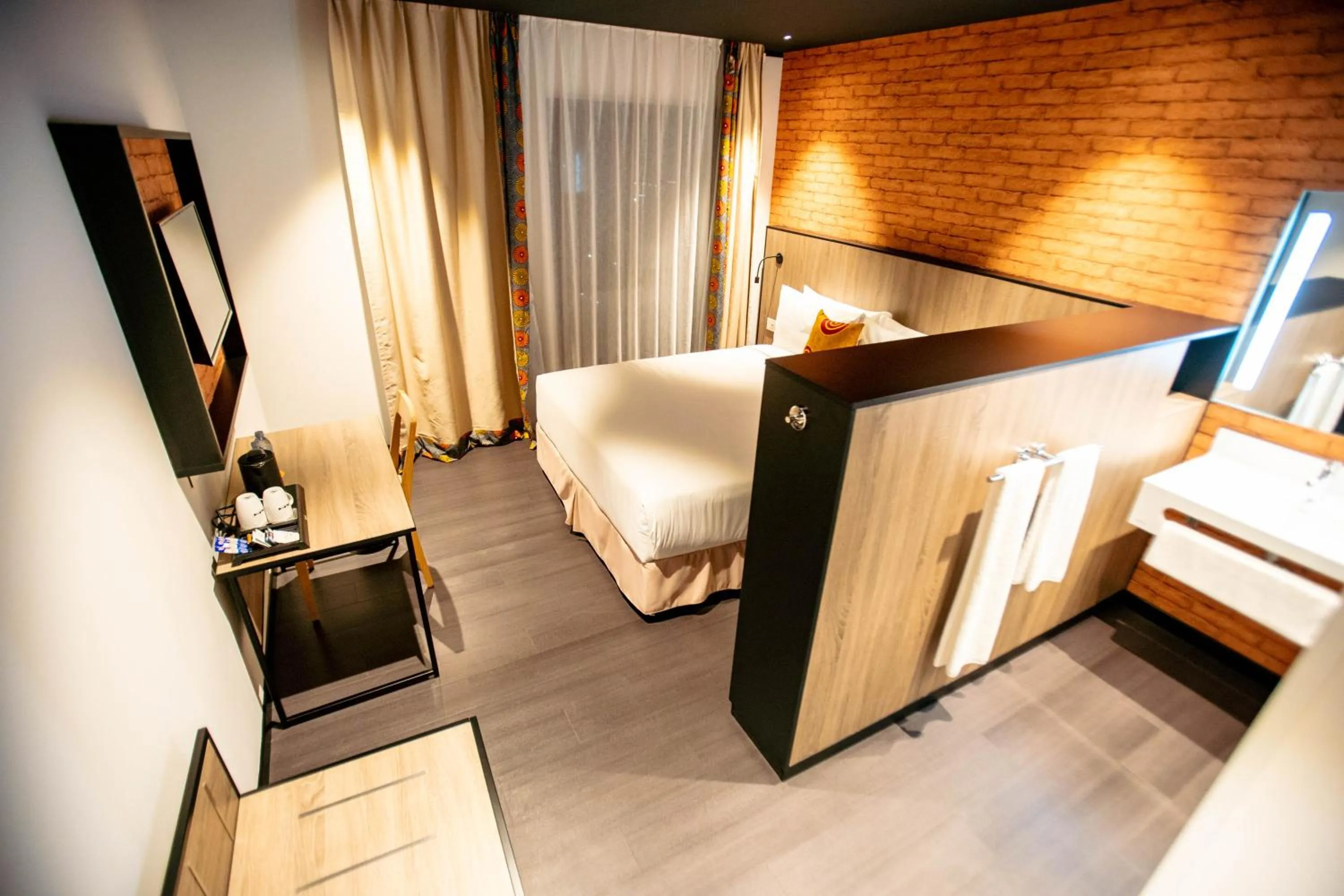 Bed in ONOMO Hotel Kampala