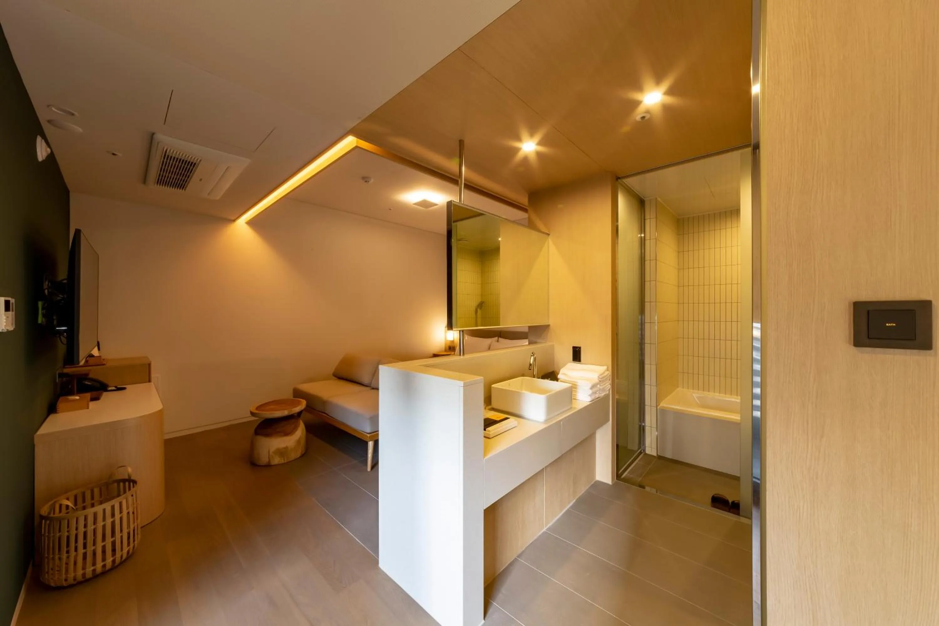 Decorative detail, Bed in Hound Hotel Haeundae Signature