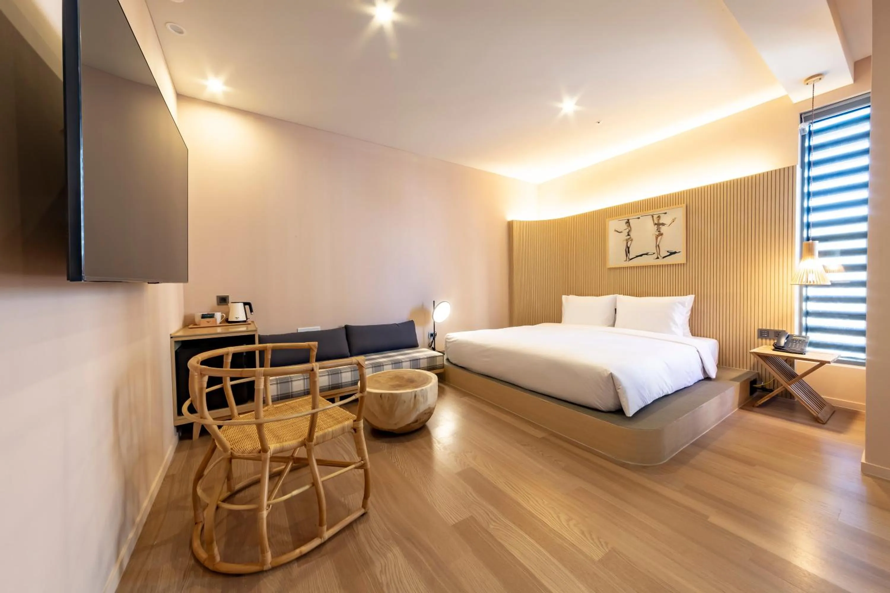 Bedroom, Bed in Hound Garden&Terrace Hotel