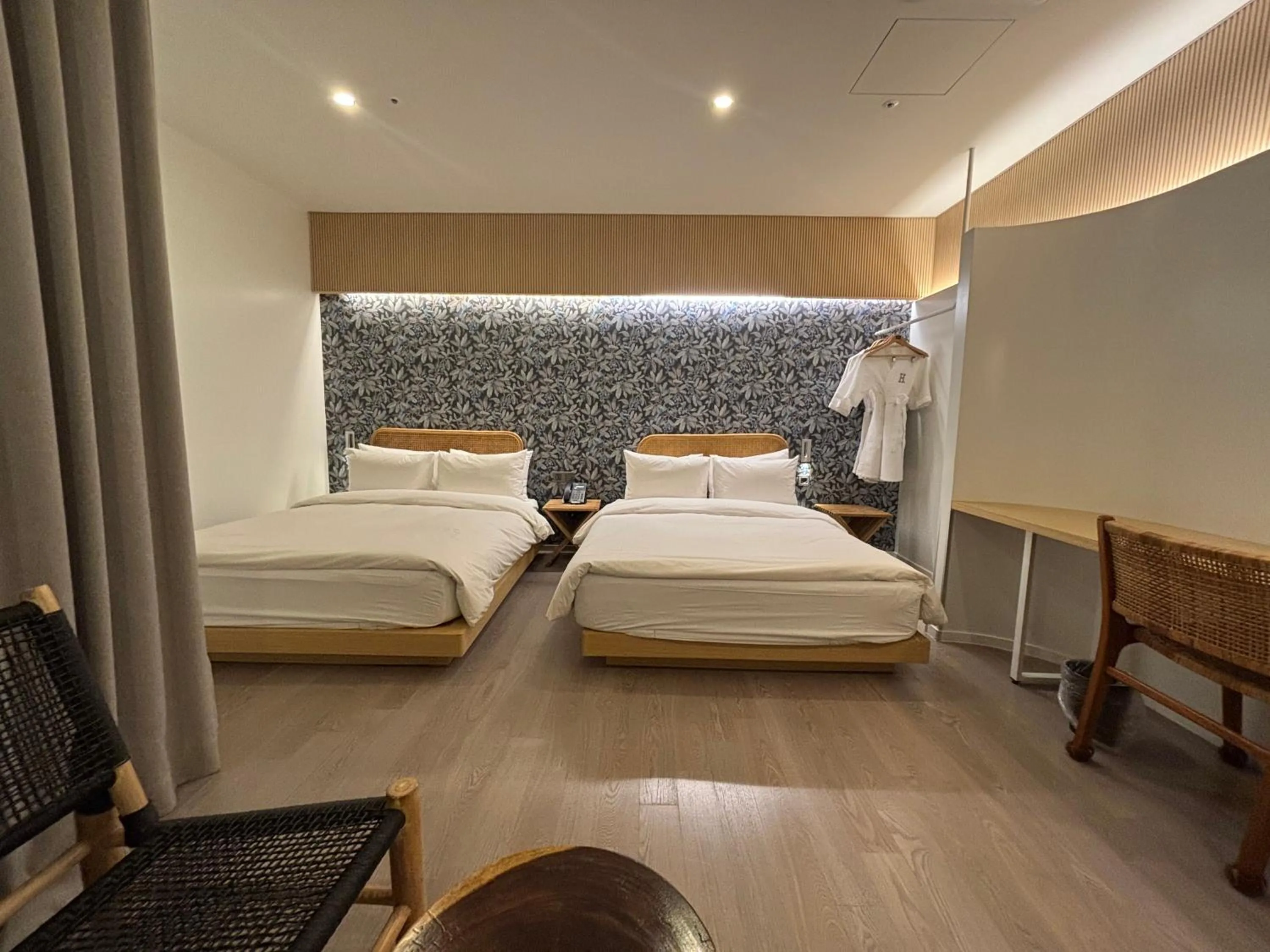 Bed in Hound Garden&Terrace Hotel