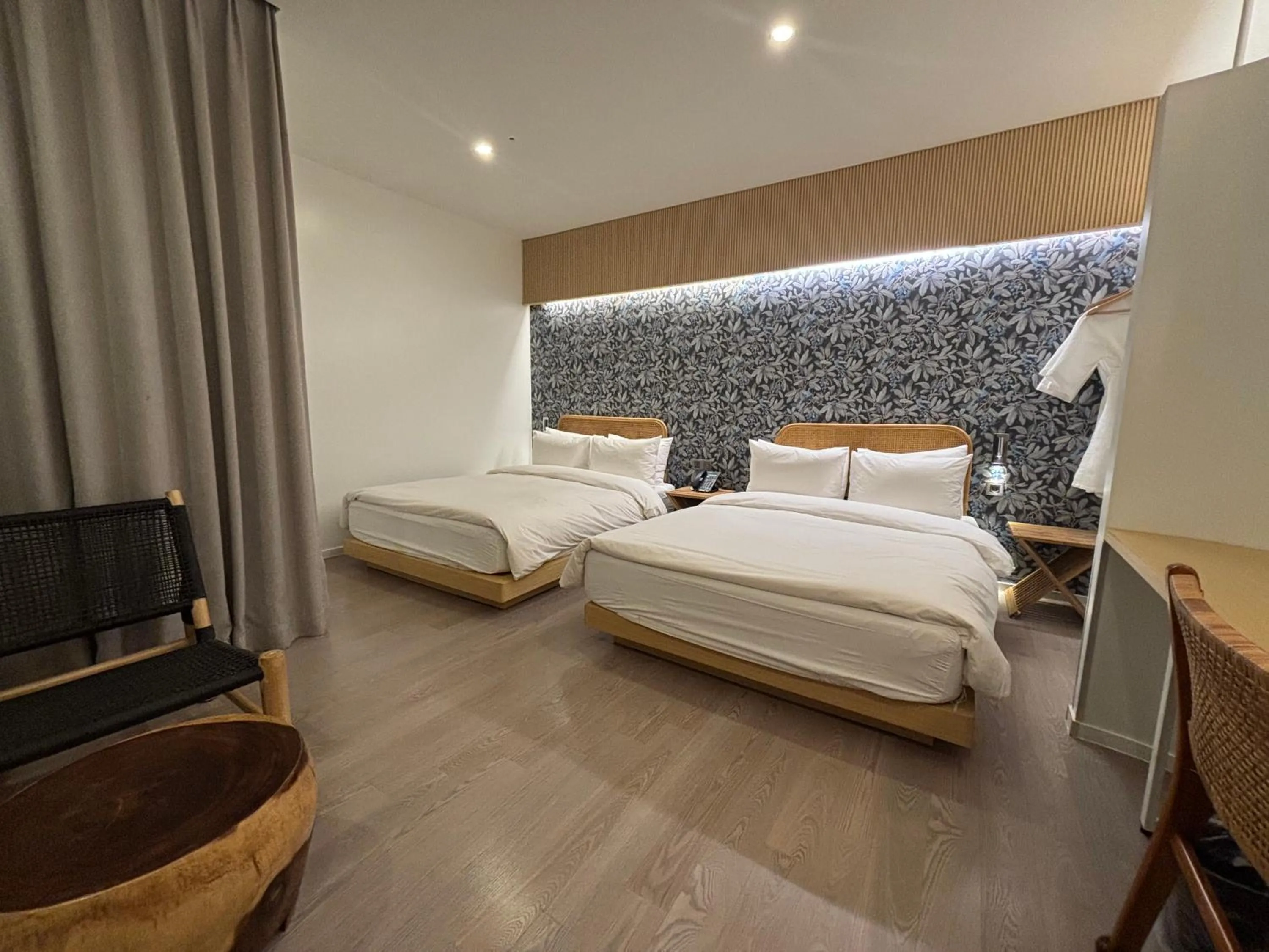 Bed in Hound Garden&Terrace Hotel